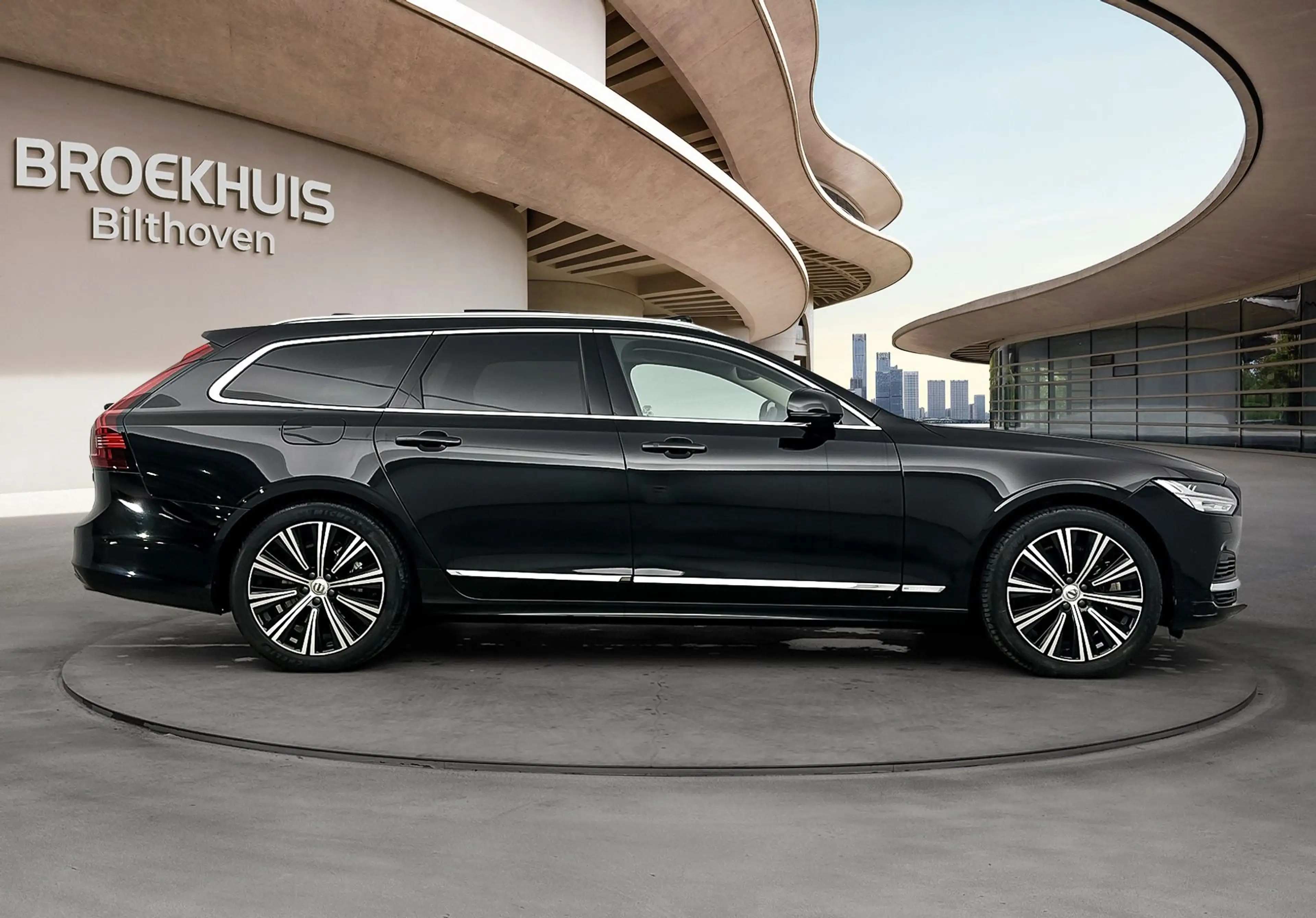 Volvo V90 2.0 T8 AWD Inscription | Trekhaak | PDC V+A en 360 — photo 12
