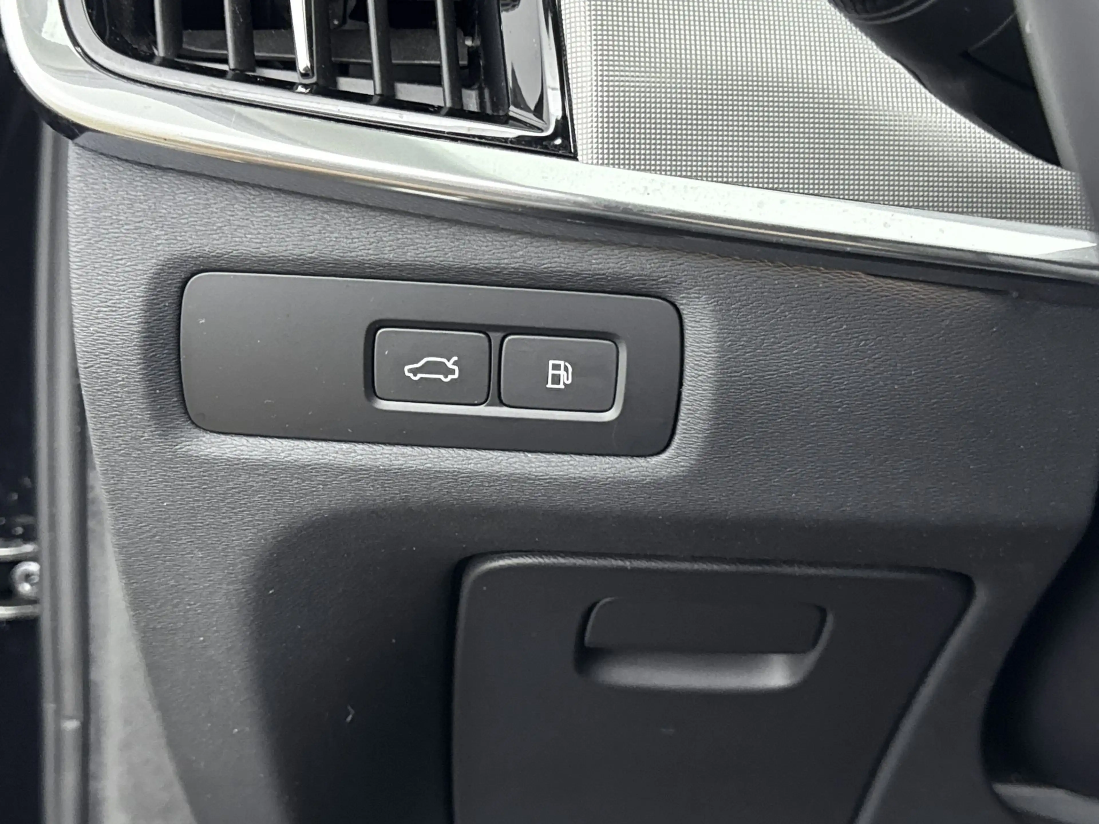 Volvo V90 2.0 T8 AWD Inscription | Trekhaak | PDC V+A en 360 — photo 29