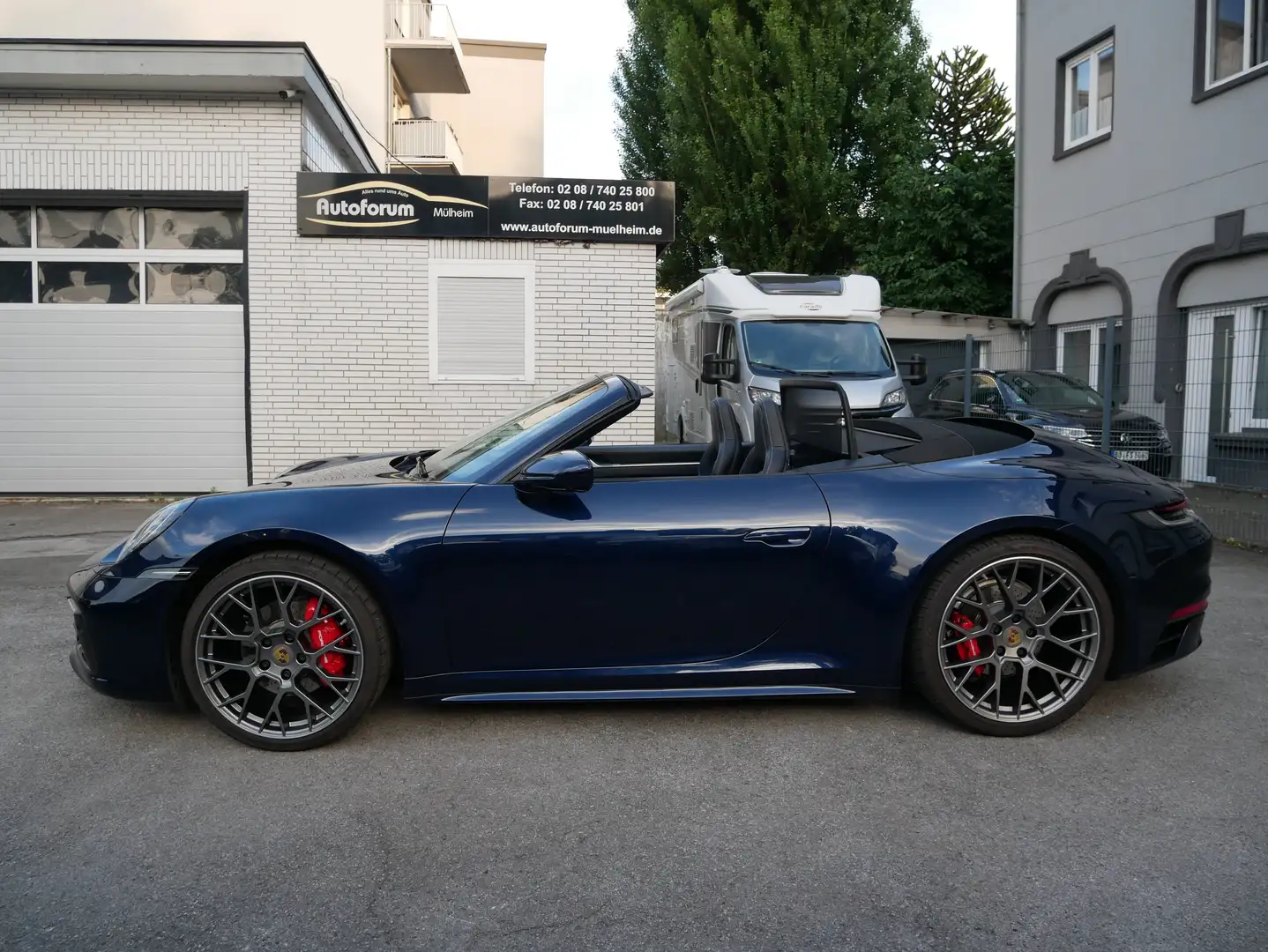 Porsche 911 Carrera 4 Cabriolet Sport Design Lift 360Kam Bose Blau - 2