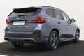 BMW iX1 eDrive20 M Sport 67 kWh / Panoramadak / Sportstoel Grijs - thumbnail 2