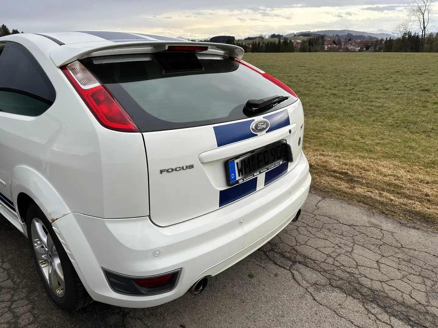 Ford Focus 2.5 ST Weiß - 2