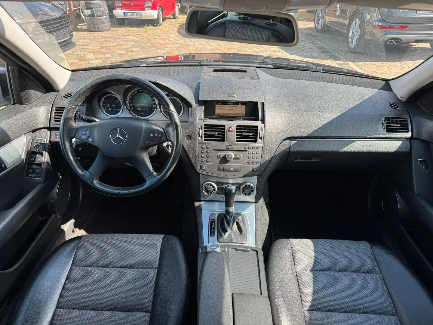 Mercedes-Benz C 180 Lim. Avantgarde *TÜV&Service NEU Grijs - 2