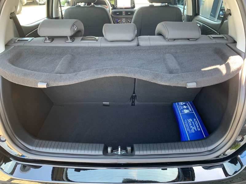 Hyundai i10 1.2 Trend Navi Sitzheizung — photo 12