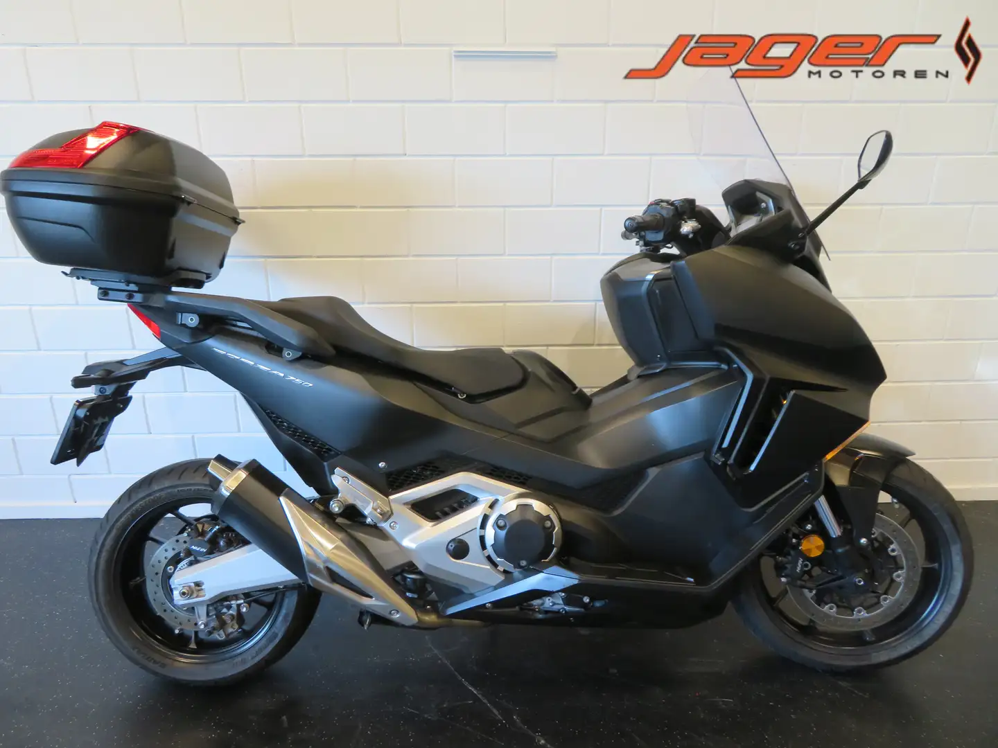 Honda Forza 750 NSS NIEUWSTAAT!! Zwart - 1