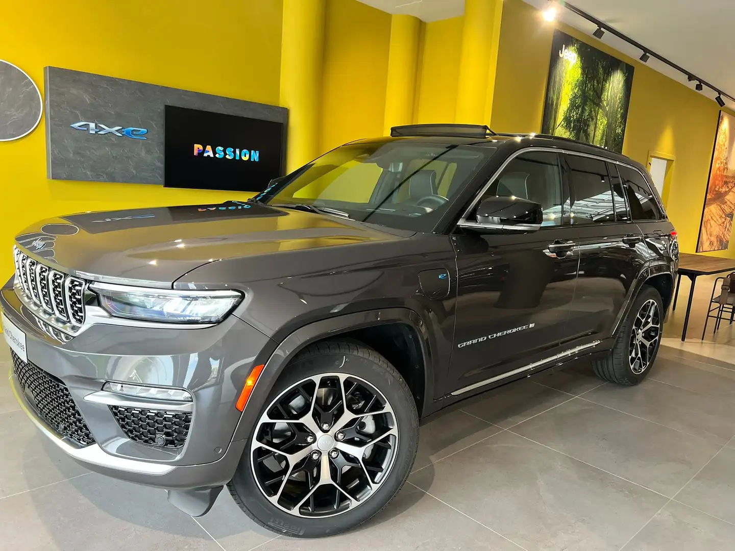 Jeep Grand Cherokee 2.0 atx phev Summit Reserve 4xe auto Grigio - 2