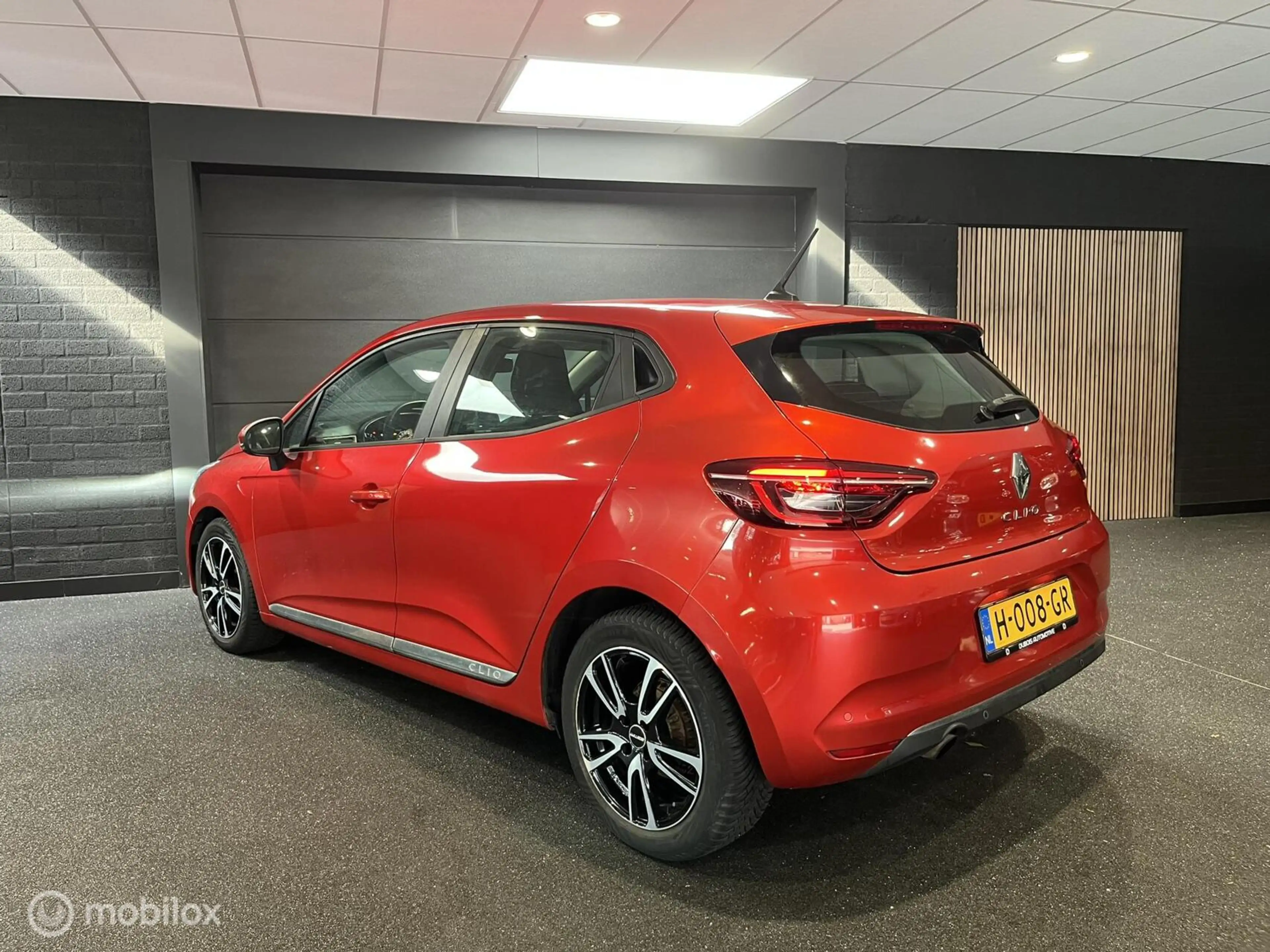 Renault Clio 1.0 TCe Int.|Carplay|Navi|Camera|Climate|Cruise — photo 8