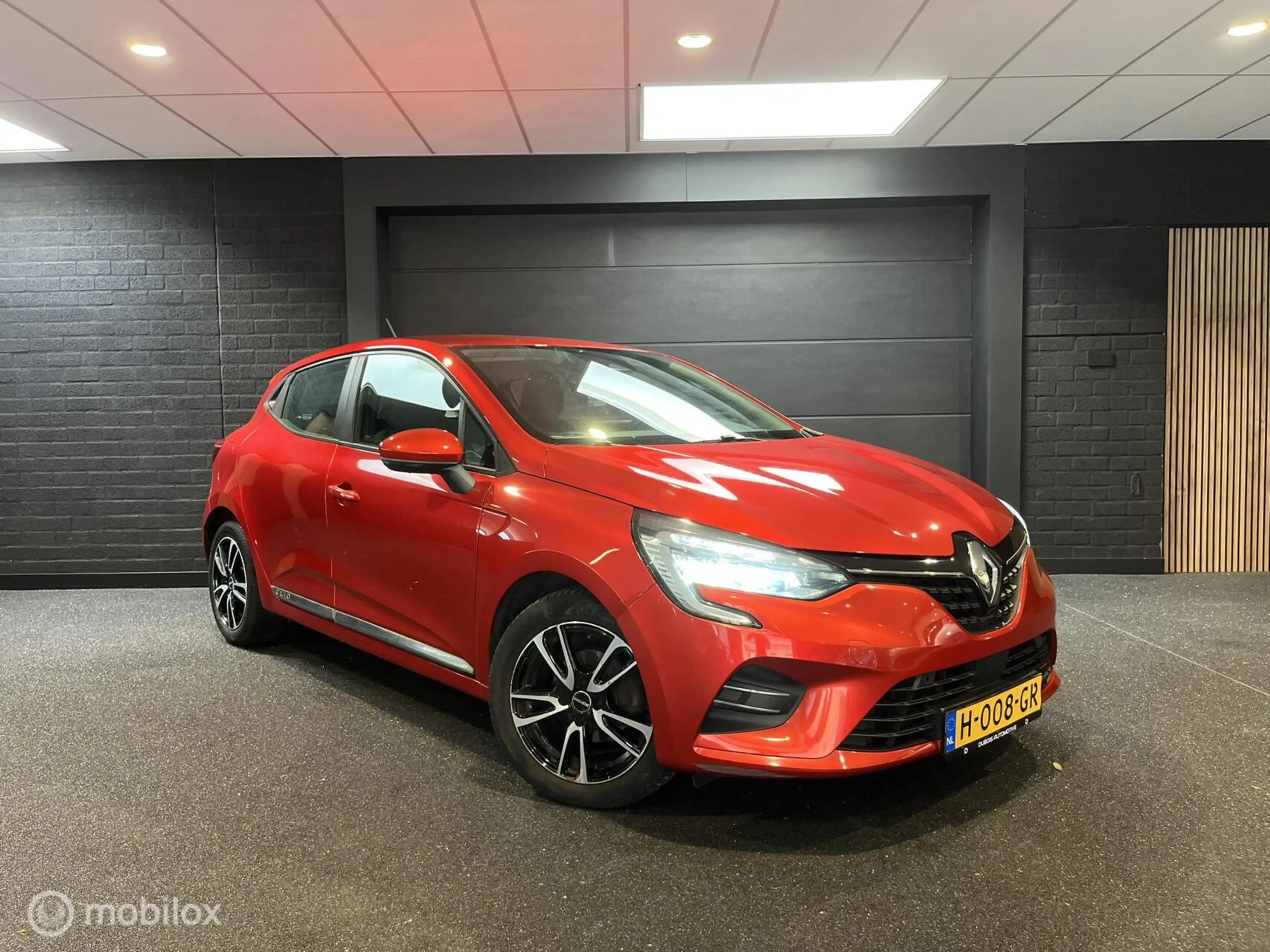 Renault Clio 1.0 TCe Int.|Carplay|Navi|Camera|Climate|Cruise — photo 5