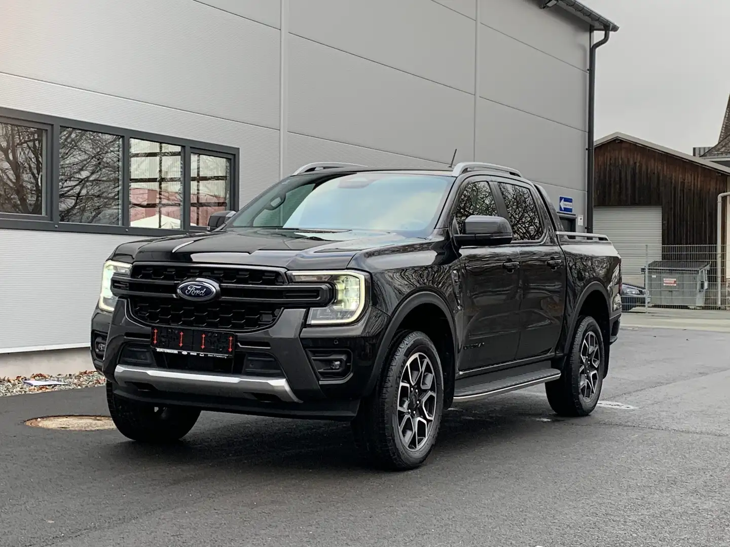 Ford Ranger Wildtrak 3.0 e-4WD DoKa Rückfahrk.,Standhei., Schwarz - 1