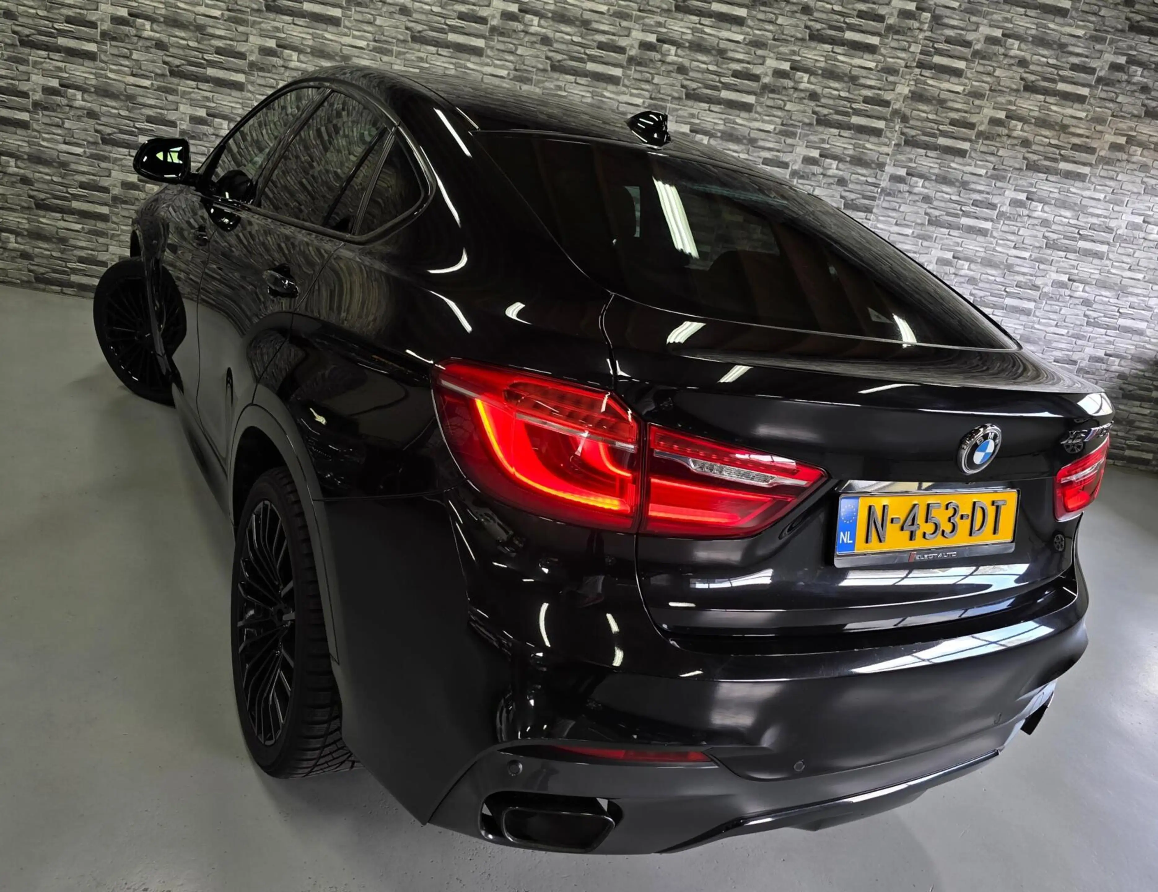 BMW X6 M50d *HUD*360Cam*PANO*Soft-close*Keyless*HarmanKar — photo 46
