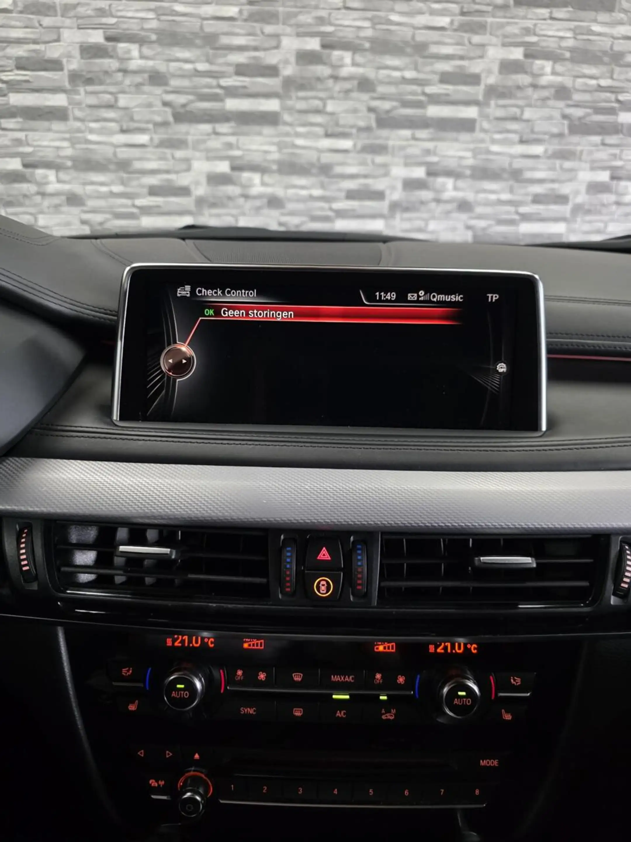BMW X6 M50d *HUD*360Cam*PANO*Soft-close*Keyless*HarmanKar — photo 37