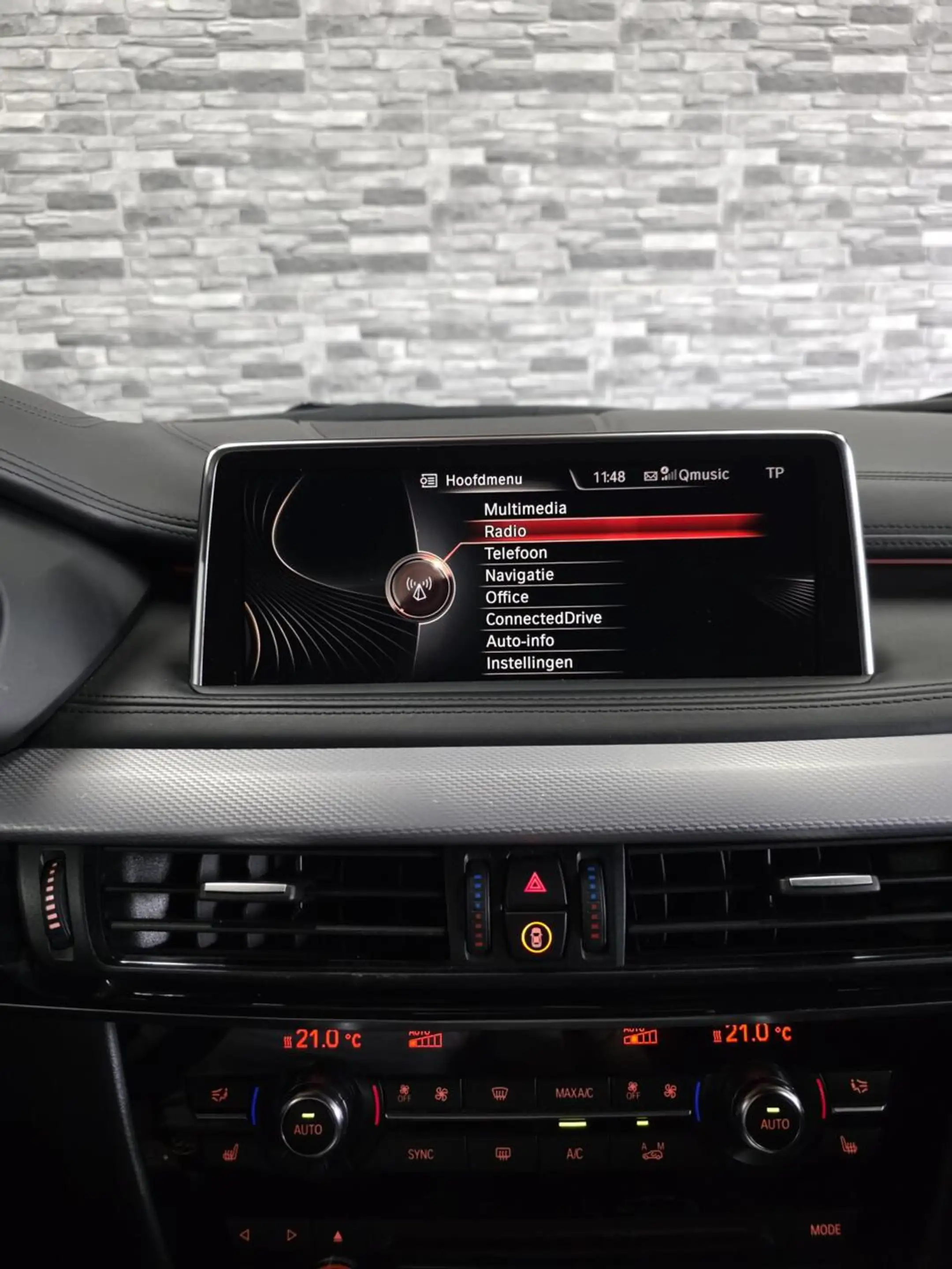 BMW X6 M50d *HUD*360Cam*PANO*Soft-close*Keyless*HarmanKar — photo 33