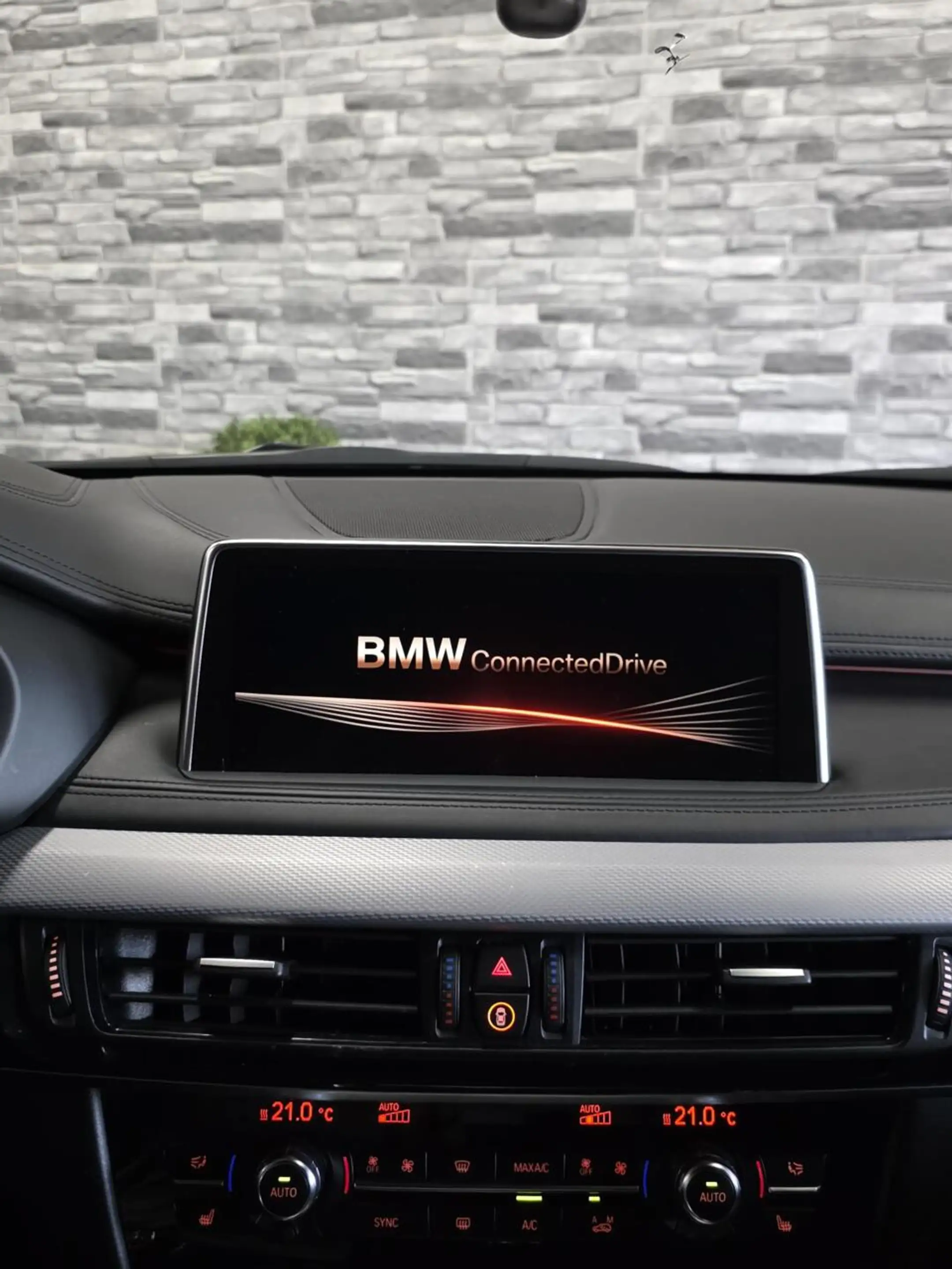 BMW X6 M50d *HUD*360Cam*PANO*Soft-close*Keyless*HarmanKar — photo 32