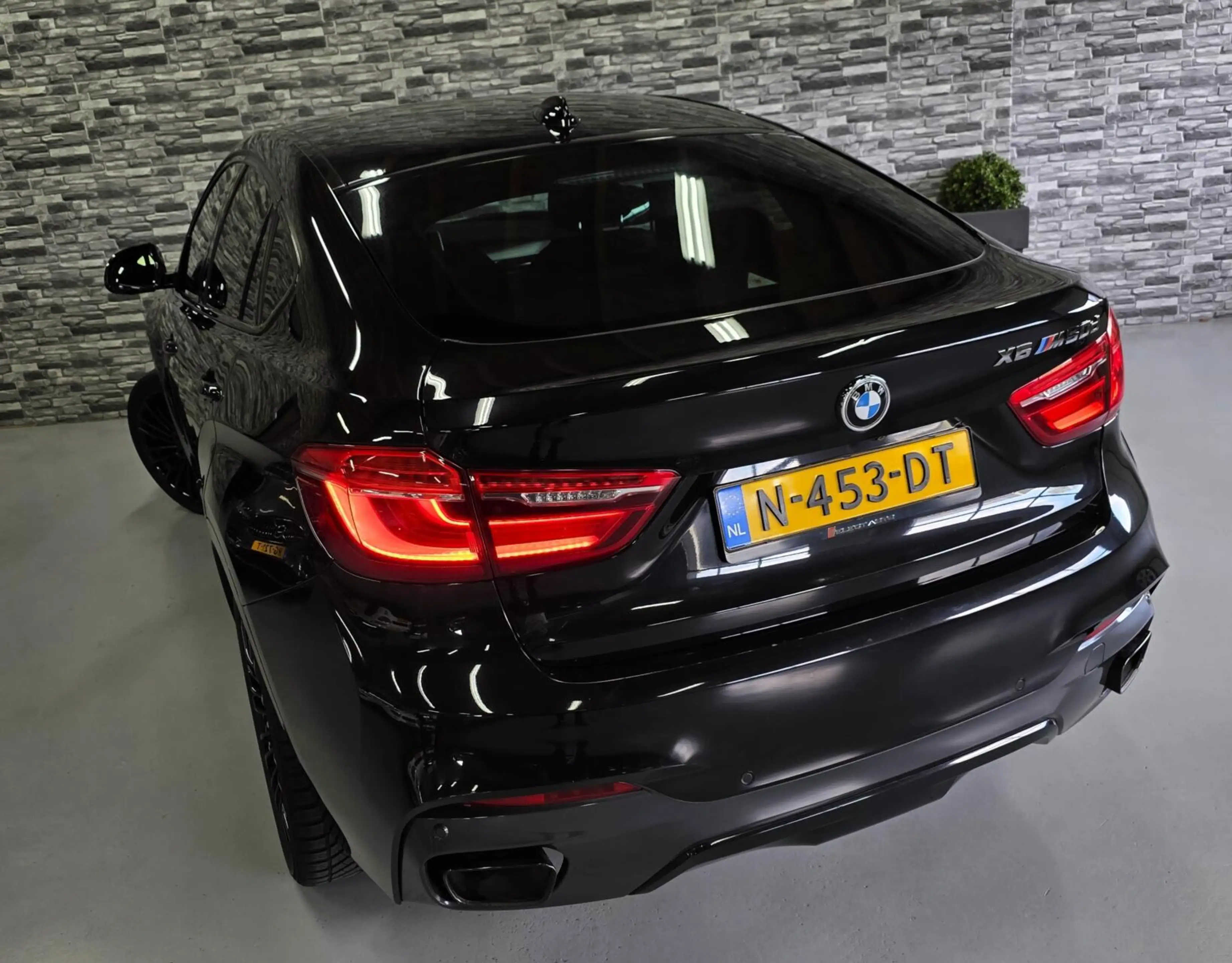 BMW X6 M50d *HUD*360Cam*PANO*Soft-close*Keyless*HarmanKar — photo 7