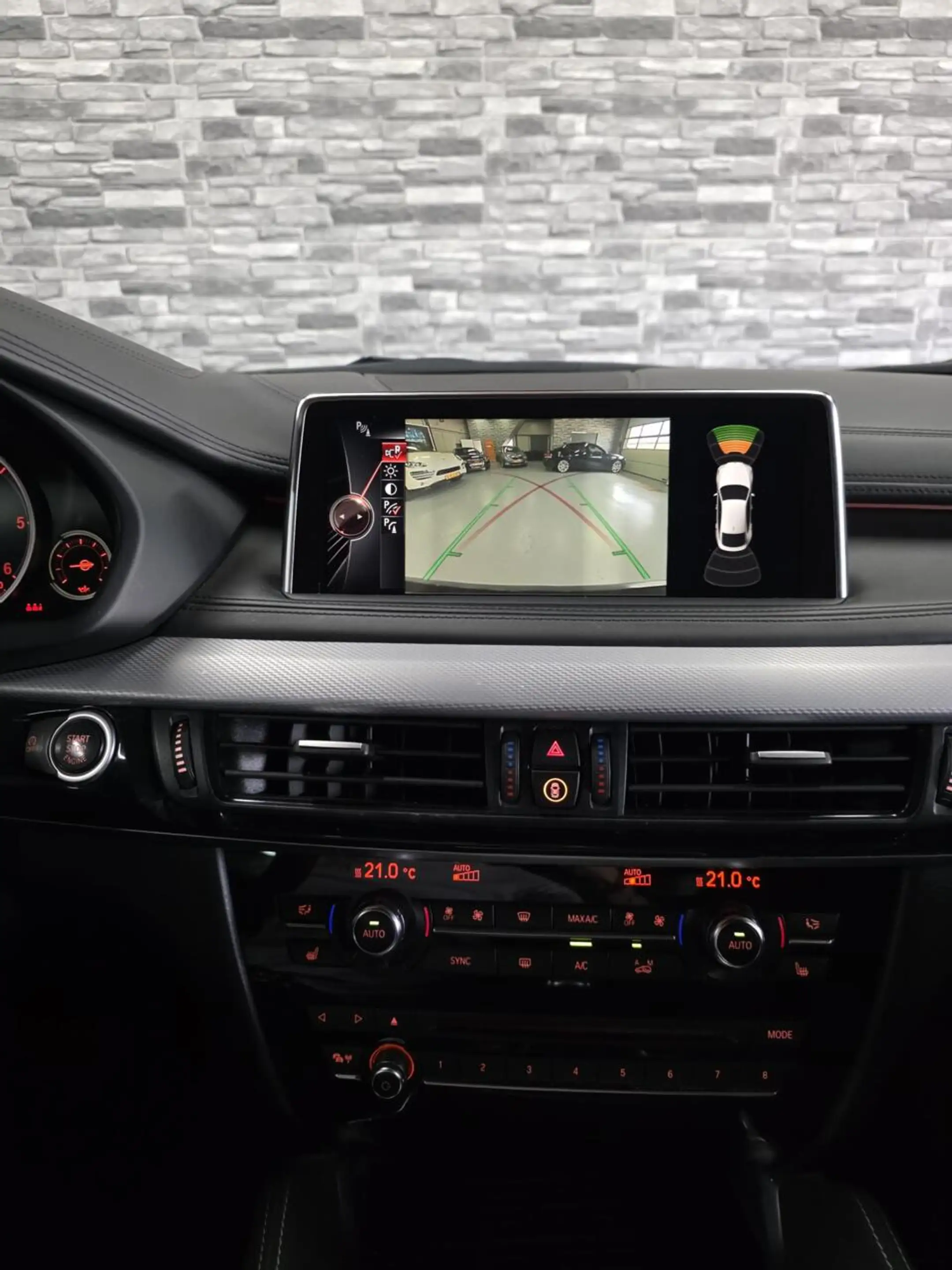 BMW X6 M50d *HUD*360Cam*PANO*Soft-close*Keyless*HarmanKar — photo 38
