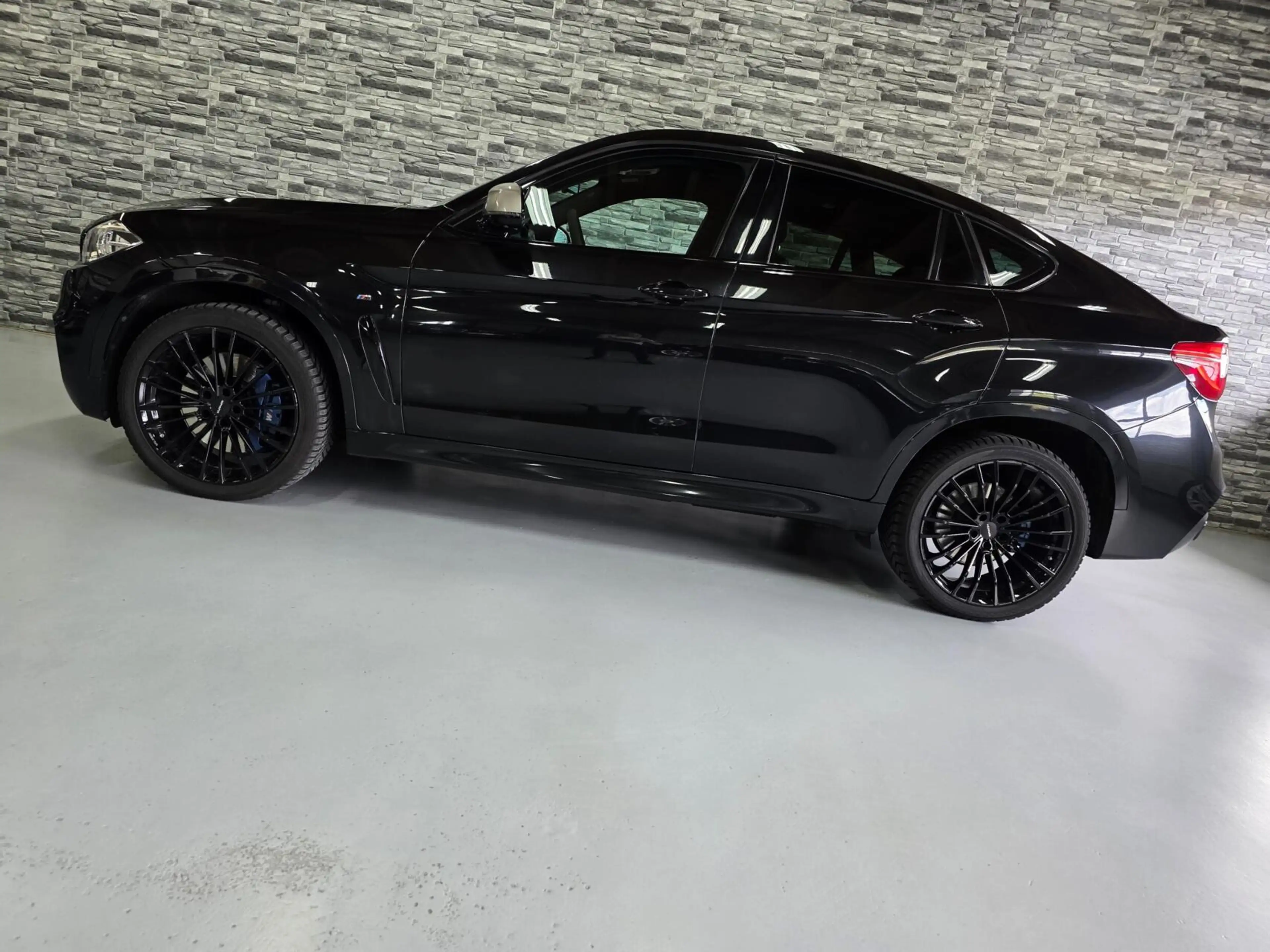 BMW X6 M50d *HUD*360Cam*PANO*Soft-close*Keyless*HarmanKar — photo 27
