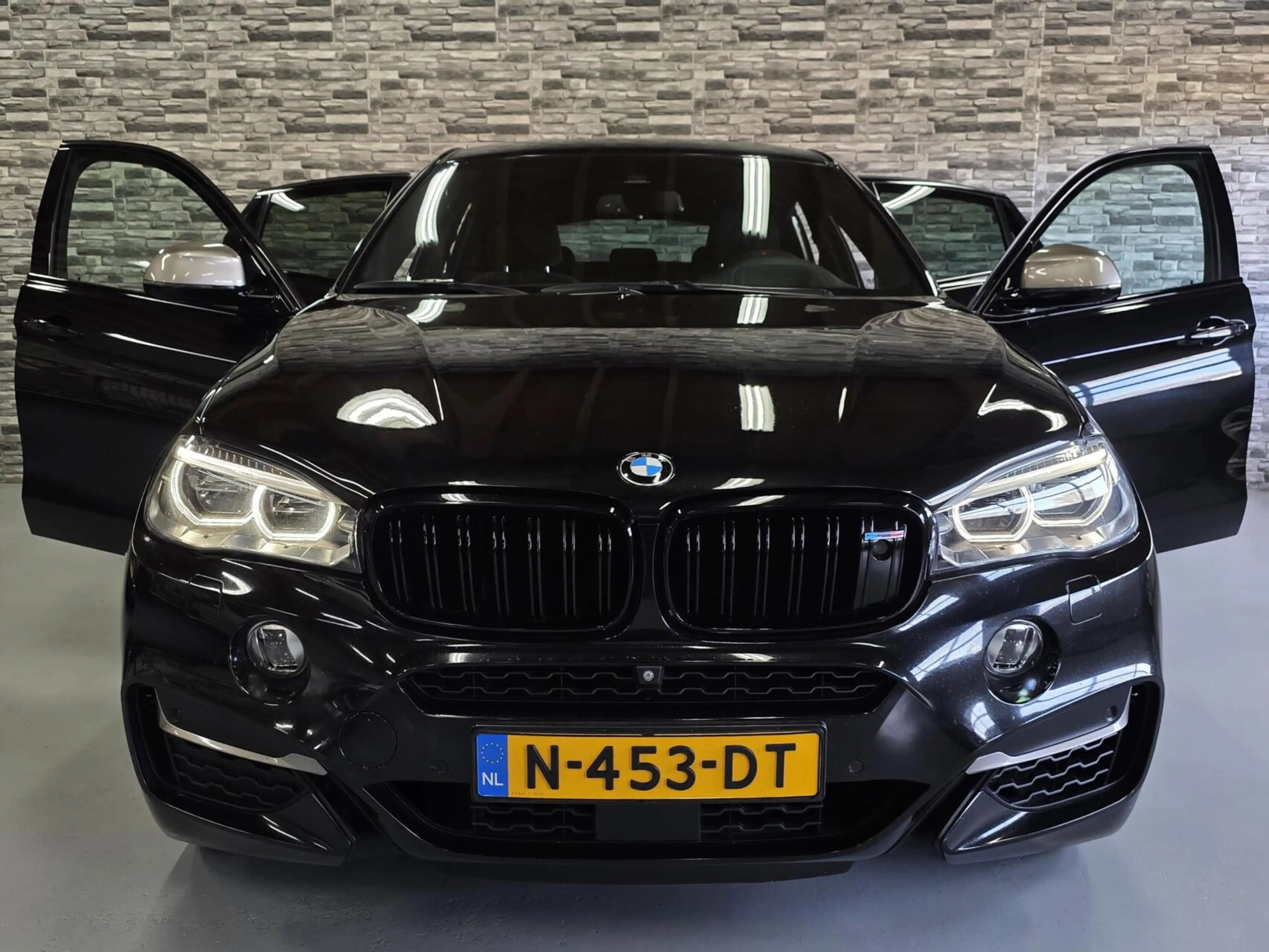 BMW X6 M50d *HUD*360Cam*PANO*Soft-close*Keyless*HarmanKar — photo 5