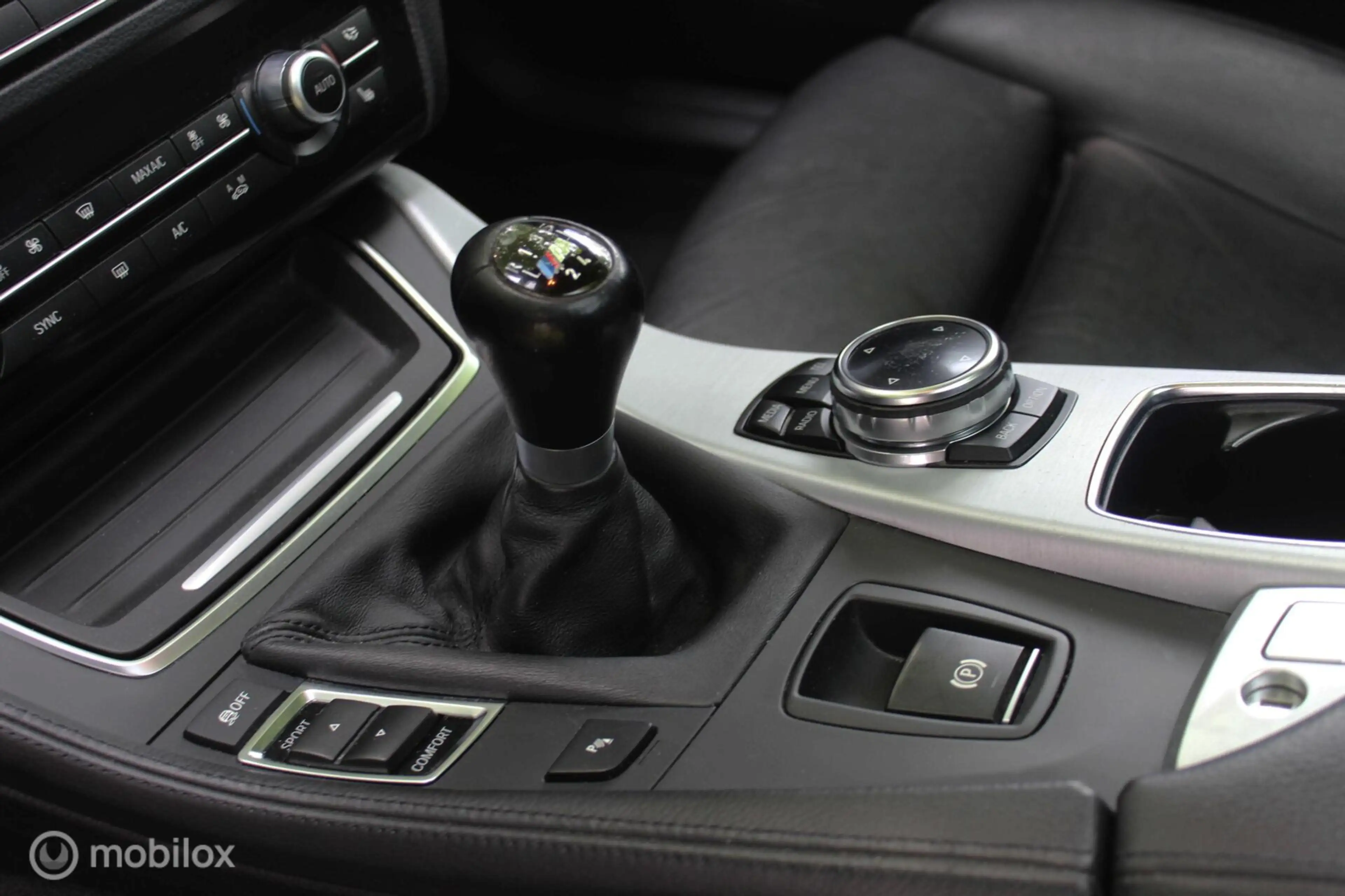 BMW 528 5-serie Touring 528i M Sport Edition High Executiv — photo 30