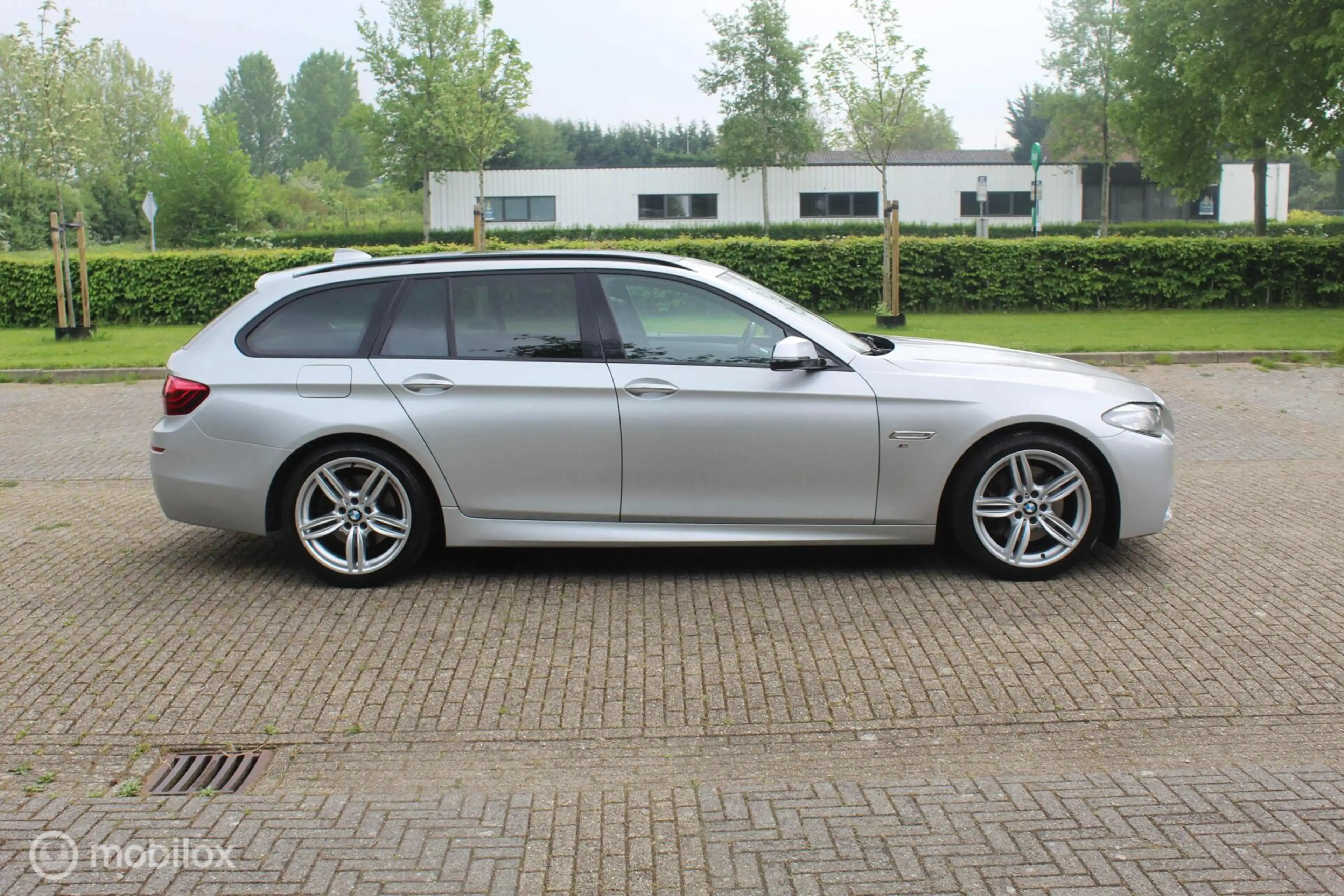 BMW 528 5-serie Touring 528i M Sport Edition High Executiv — photo 16