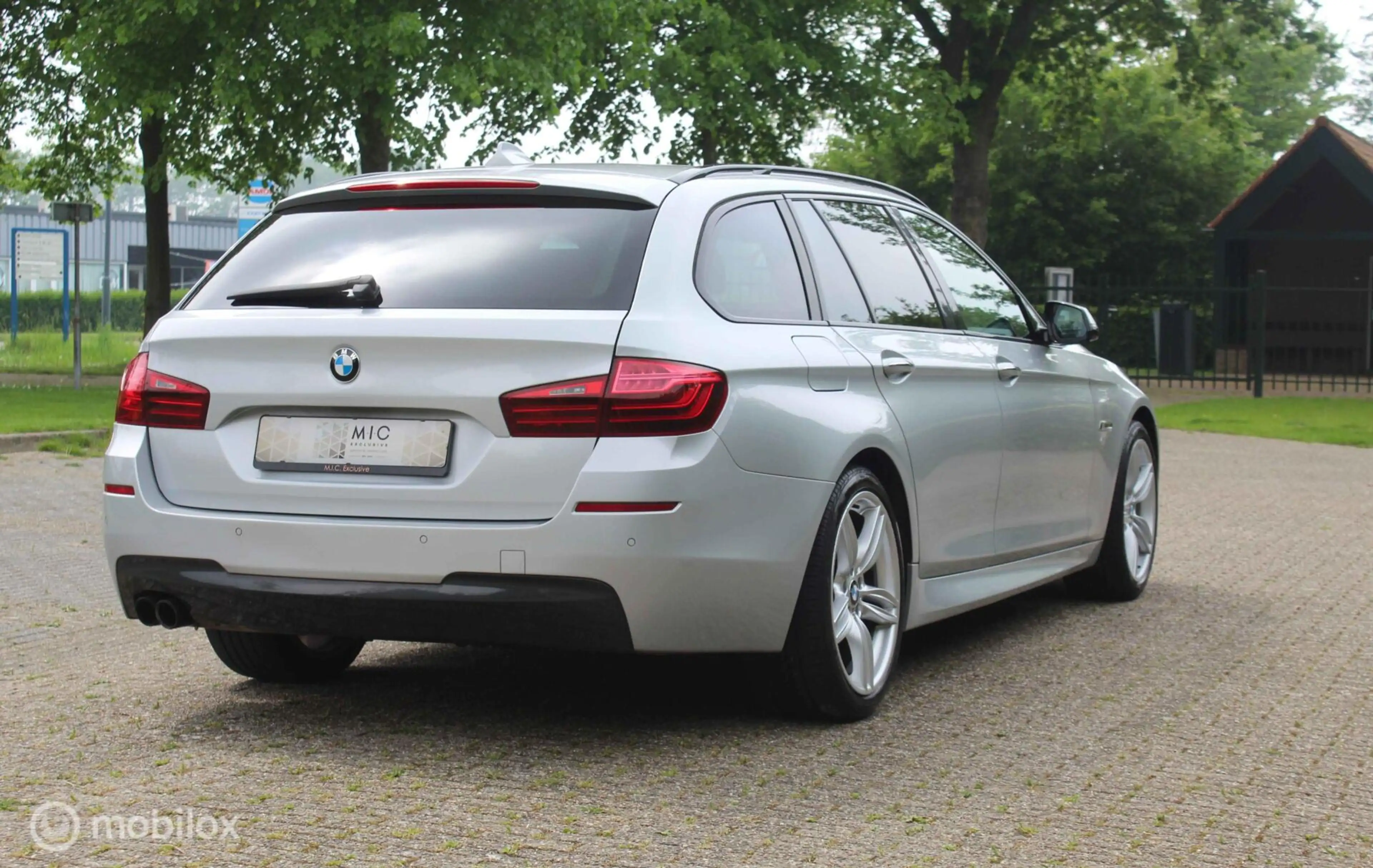 BMW 528 5-serie Touring 528i M Sport Edition High Executiv — photo 14