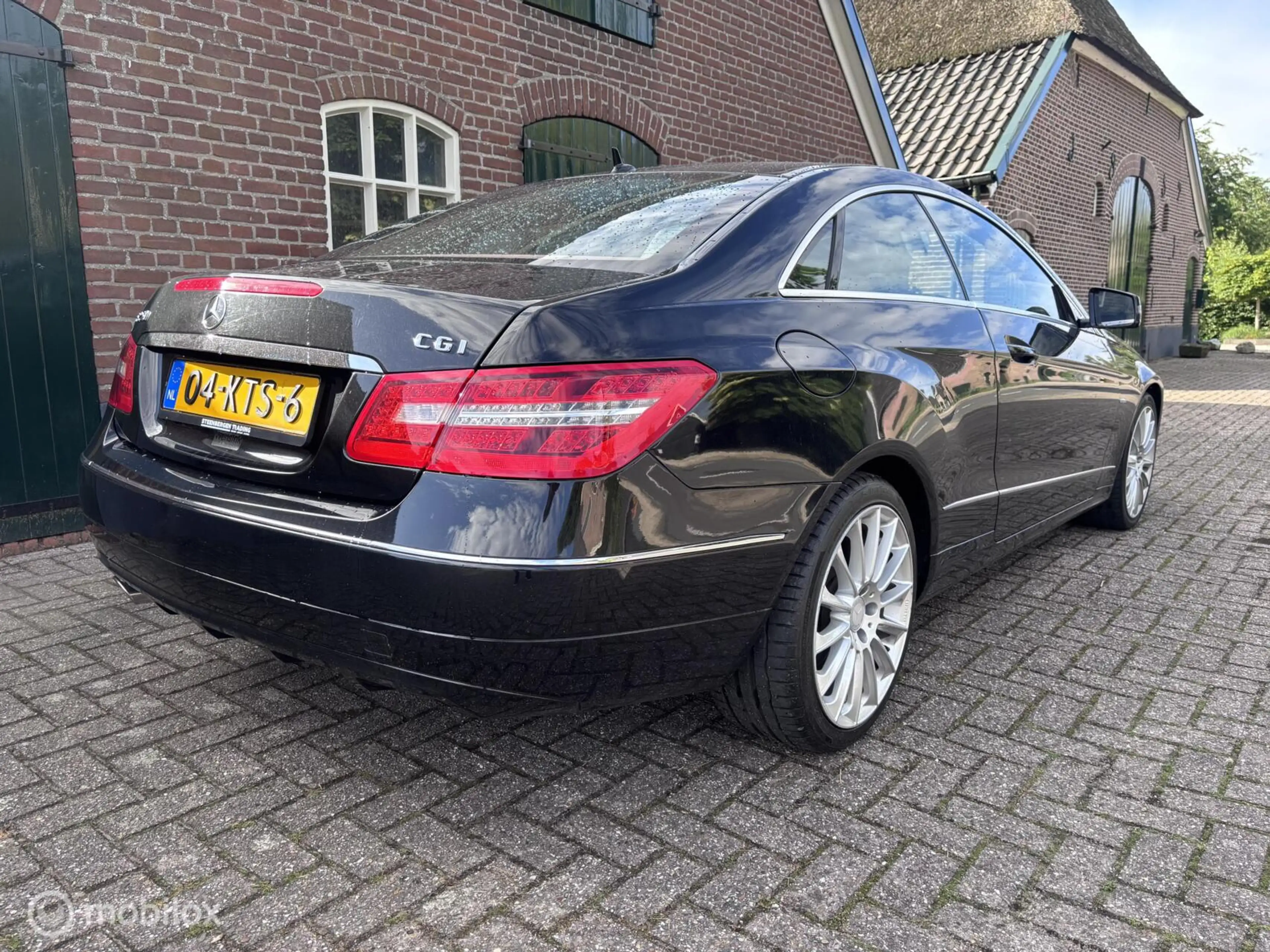 Mercedes-Benz E 250 Coupé CGI Avantgarde DISTR KETT VERV — photo 3
