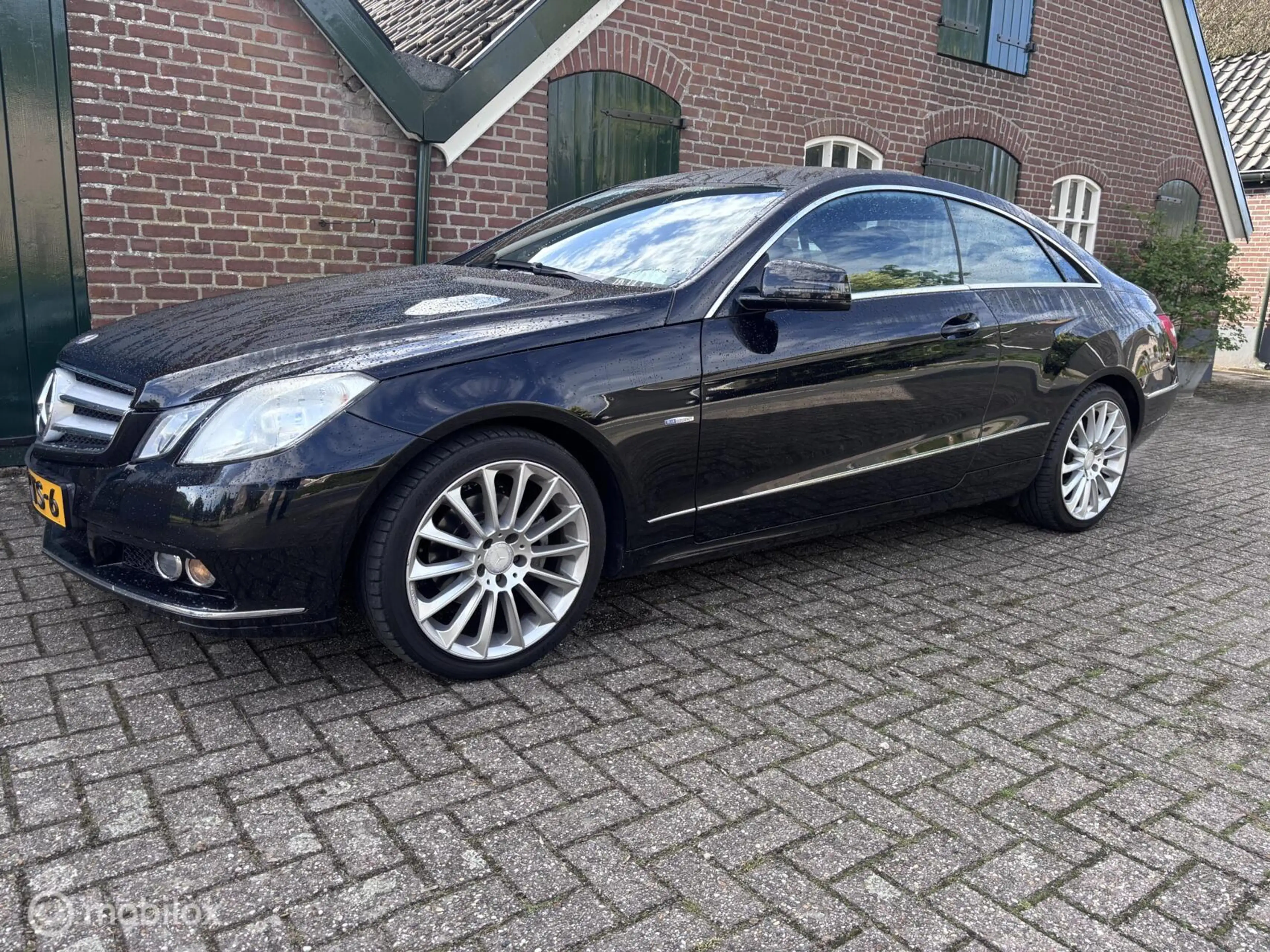 Mercedes-Benz E 250 Coupé CGI Avantgarde DISTR KETT VERV — photo 15
