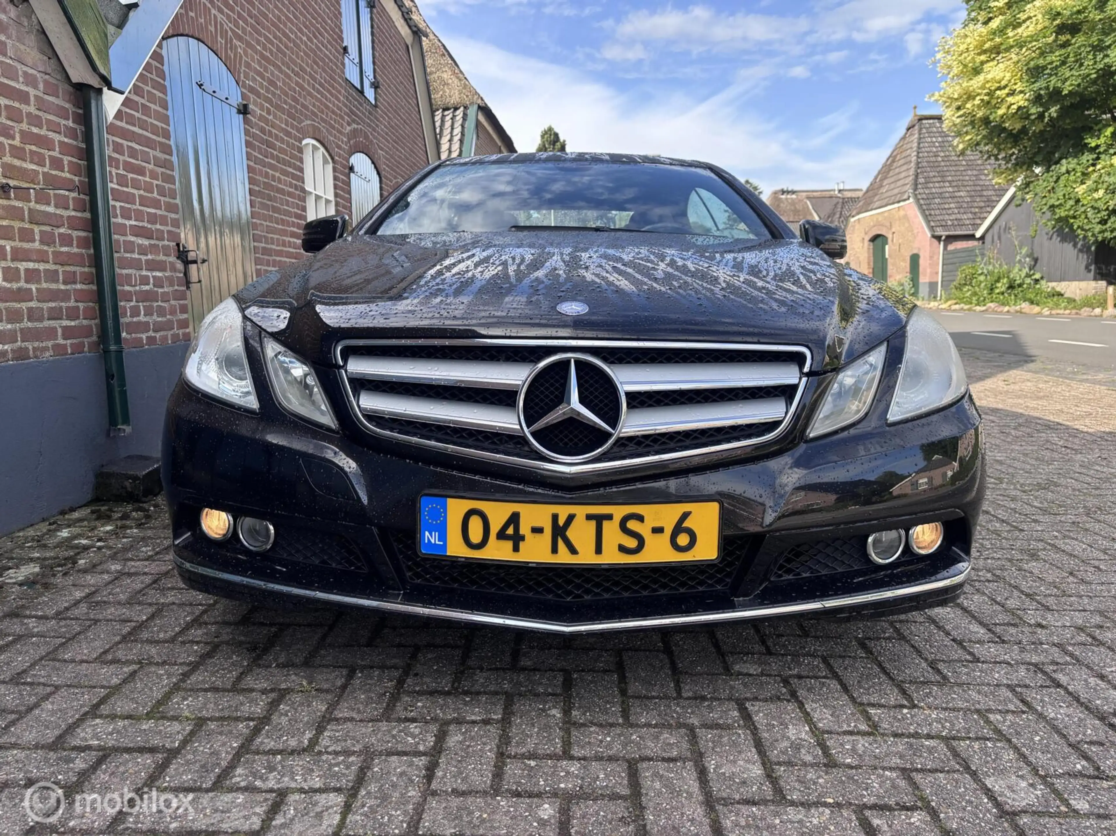 Mercedes-Benz E 250 Coupé CGI Avantgarde DISTR KETT VERV — photo 11