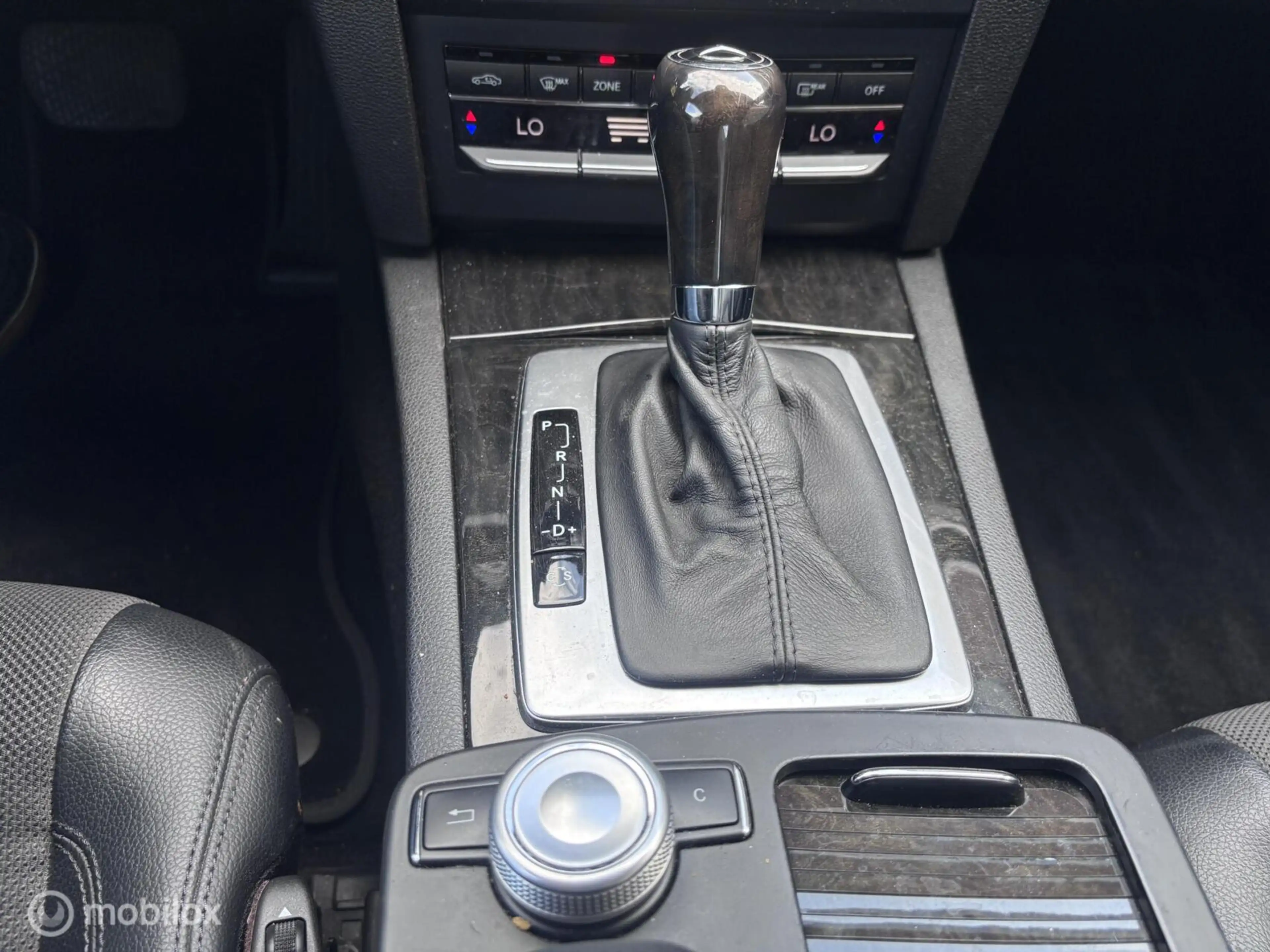 Mercedes-Benz E 250 Coupé CGI Avantgarde DISTR KETT VERV — photo 14
