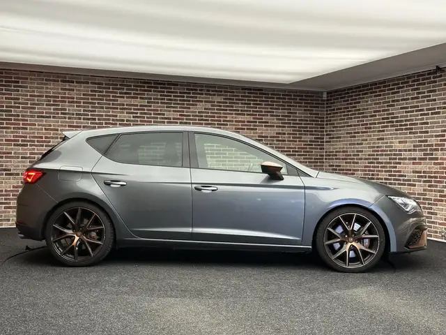Seat Leon Leon view 6