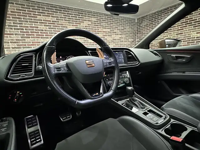 Seat Leon Leon view 3