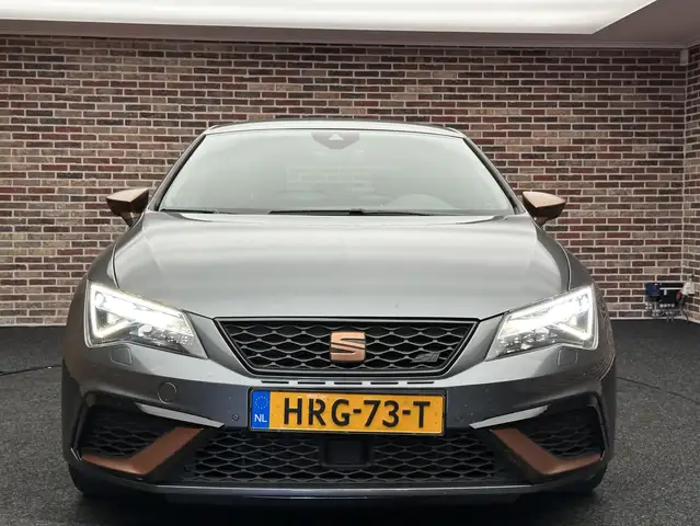 Seat Leon Leon view 4