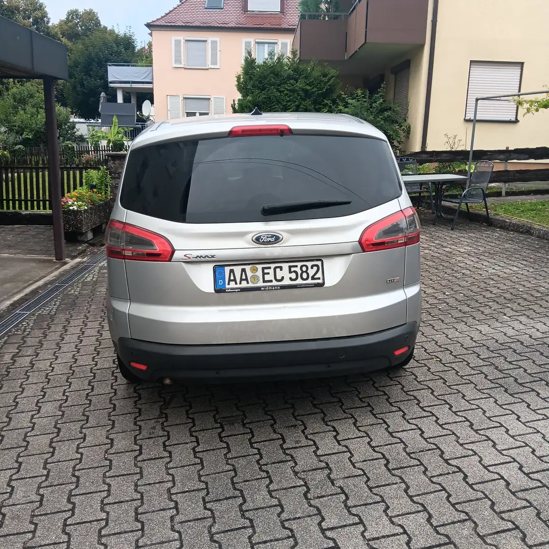 Ford S-Max 2.0 TDCi DPF Aut. Titanium S Argintiu - 2