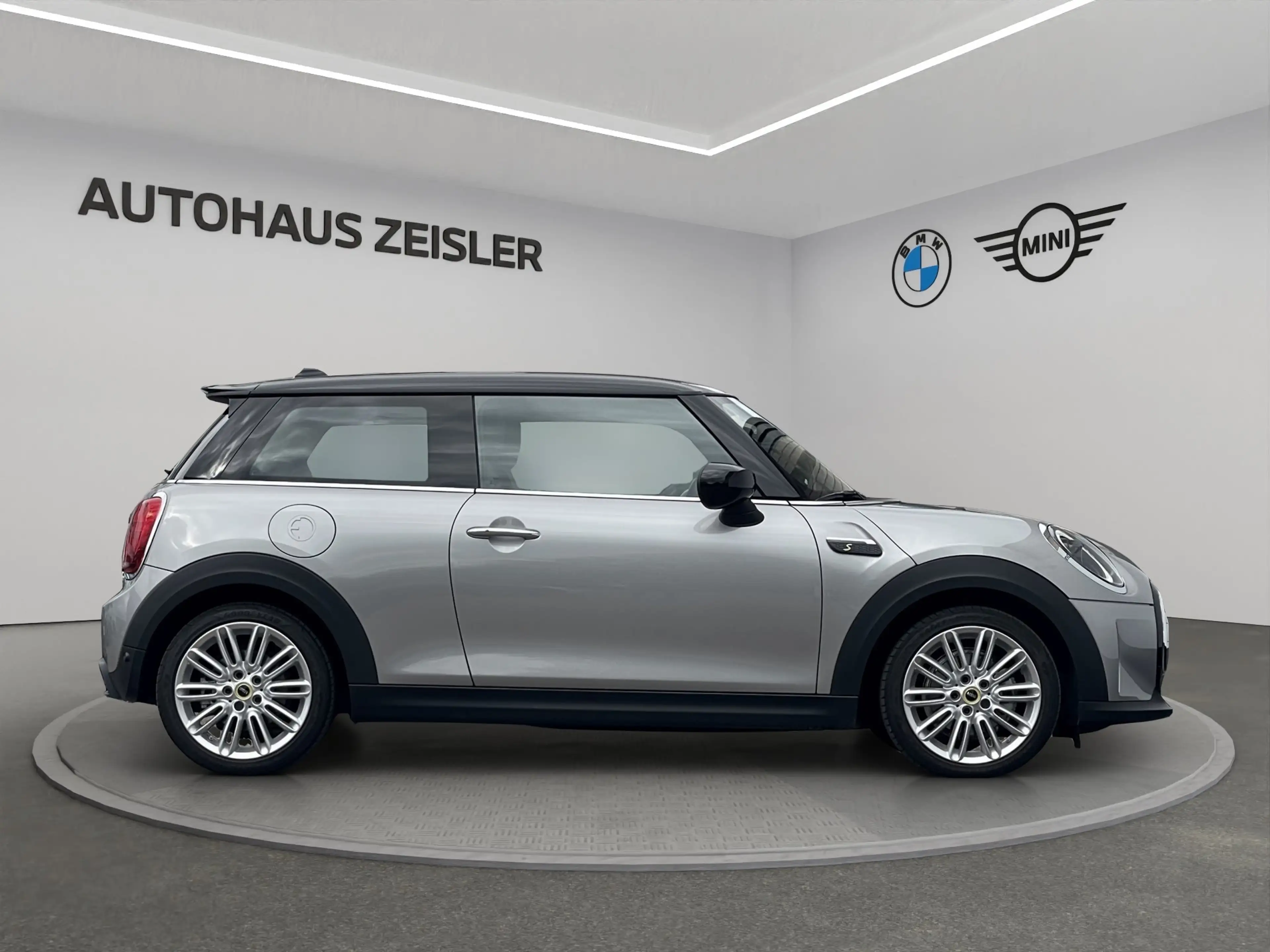 MINI Cooper SE °9tkm° Rückfahrkamera Navi Stoff/Leder PDC — photo 3