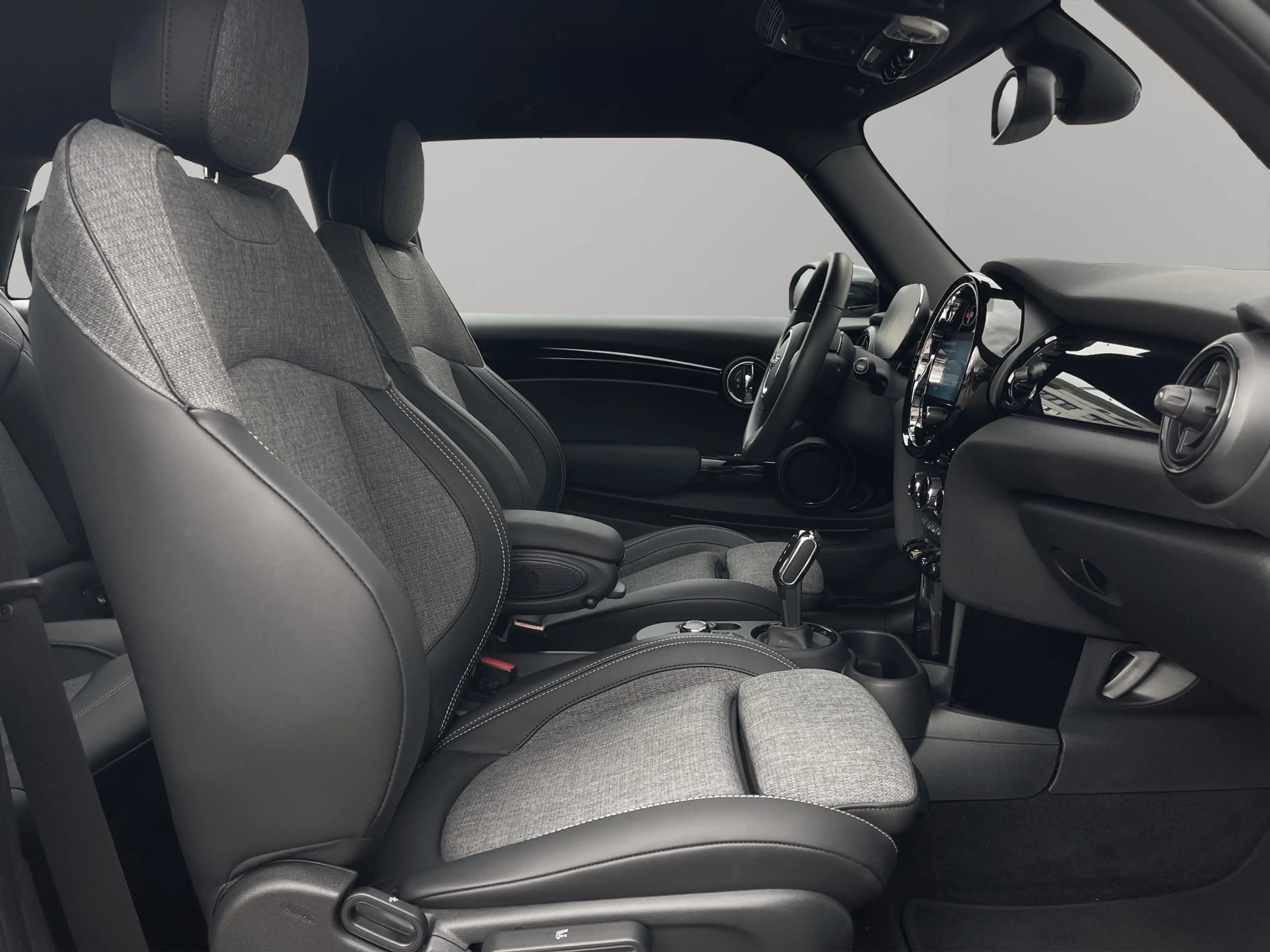 MINI Cooper SE °9tkm° Rückfahrkamera Navi Stoff/Leder PDC — photo 12
