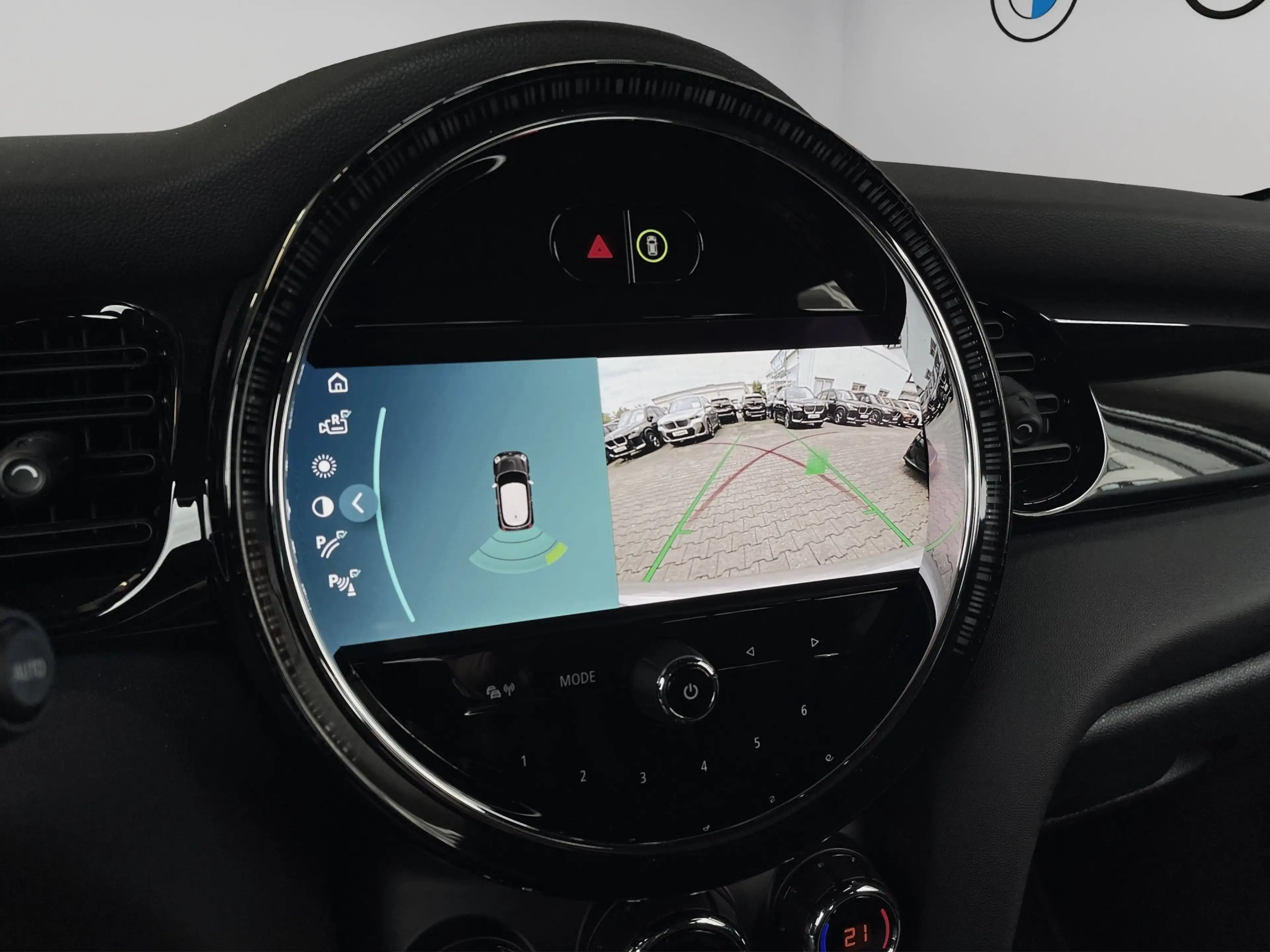 MINI Cooper SE °9tkm° Rückfahrkamera Navi Stoff/Leder PDC — photo 8