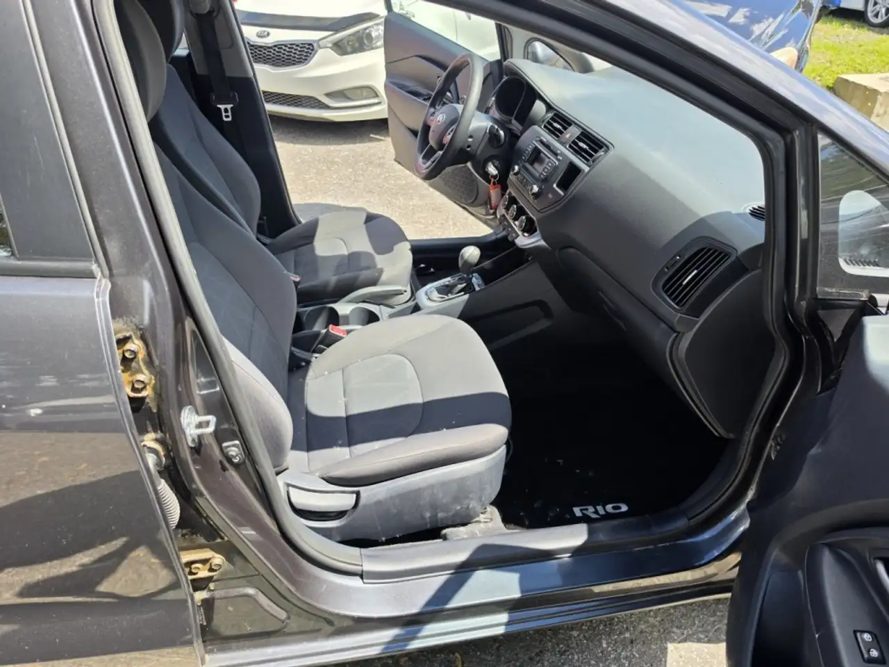Kia Rio photo Kia Rio