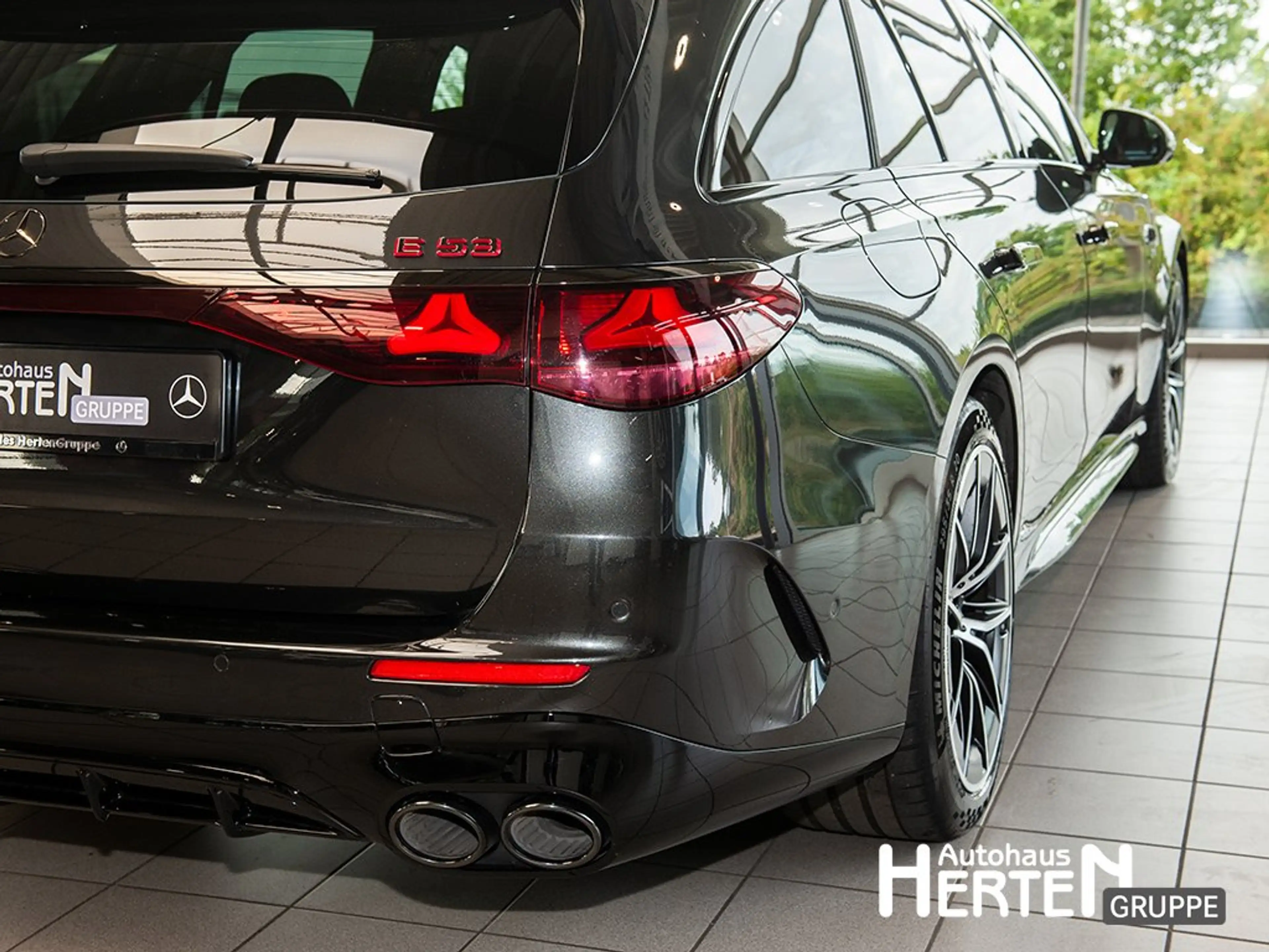 Mercedes-Benz E 53 AMG E 53 T HYBRID 4M+NIGHT I+II+PREMIUM+20"+360°+SHZ — photo 13