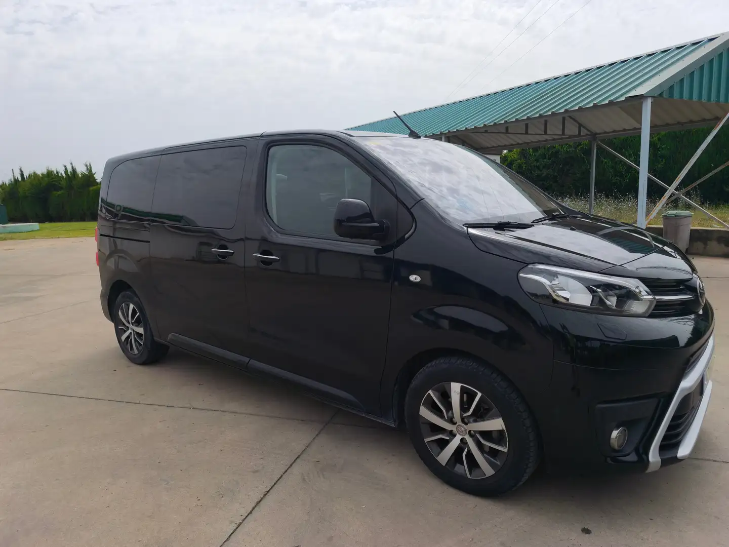 Toyota Proace Family Medio 2.0D 8pl. Advance 150 Advance Negro - 2