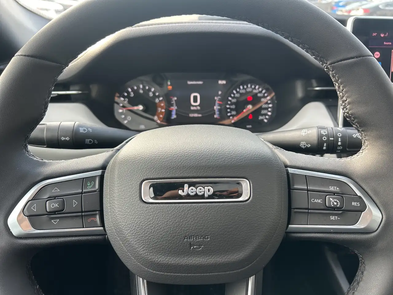 Jeep Compass photo Jeep Compass