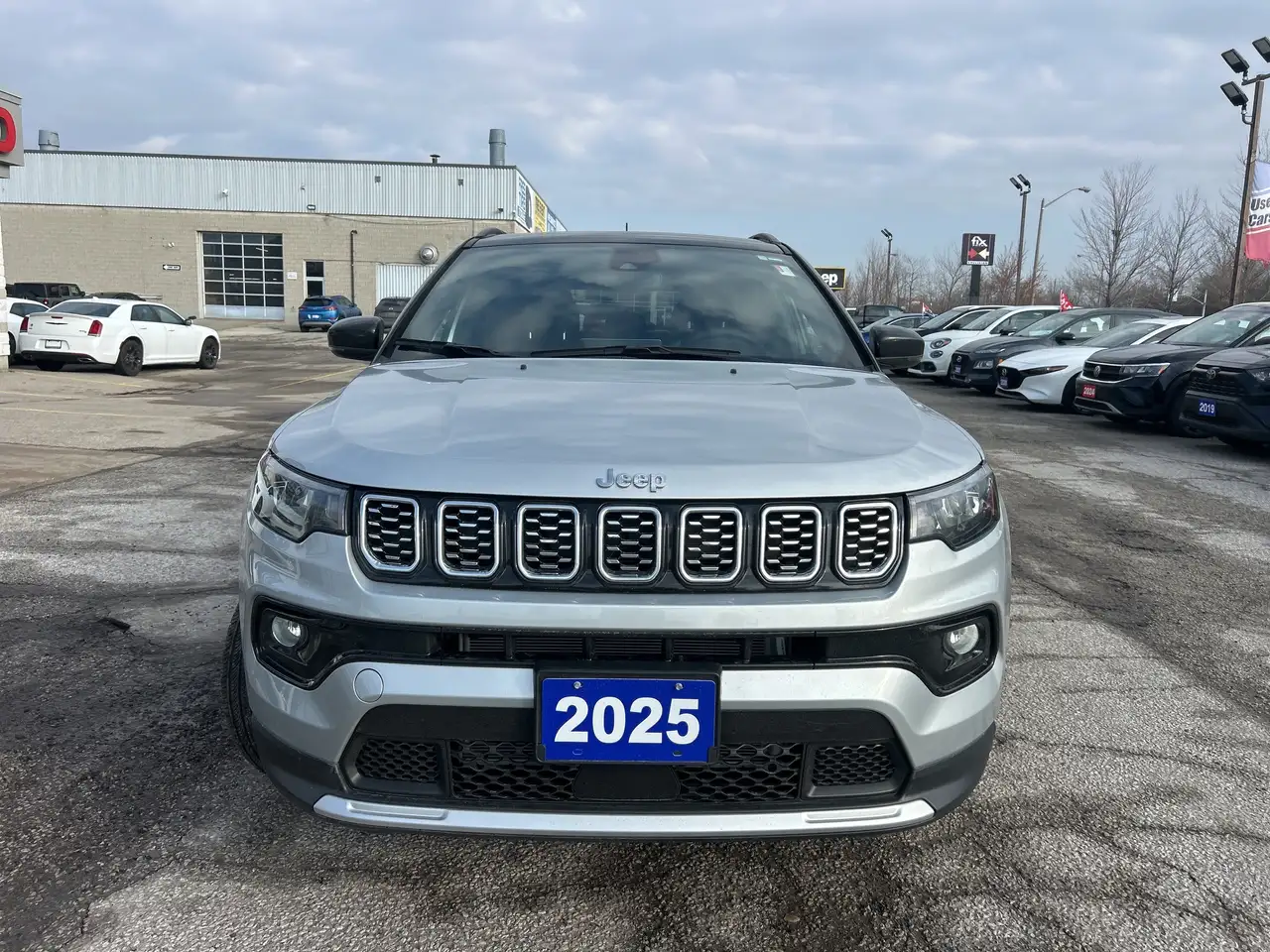 Jeep Compass photo Jeep Compass