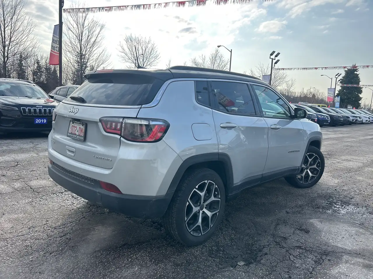 Jeep Compass photo Jeep Compass