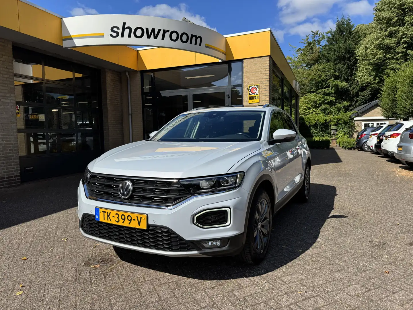 Volkswagen T-Roc 1.5 TSI Style Automaat Navi PanoSchuifdak Virtual Wit - 1