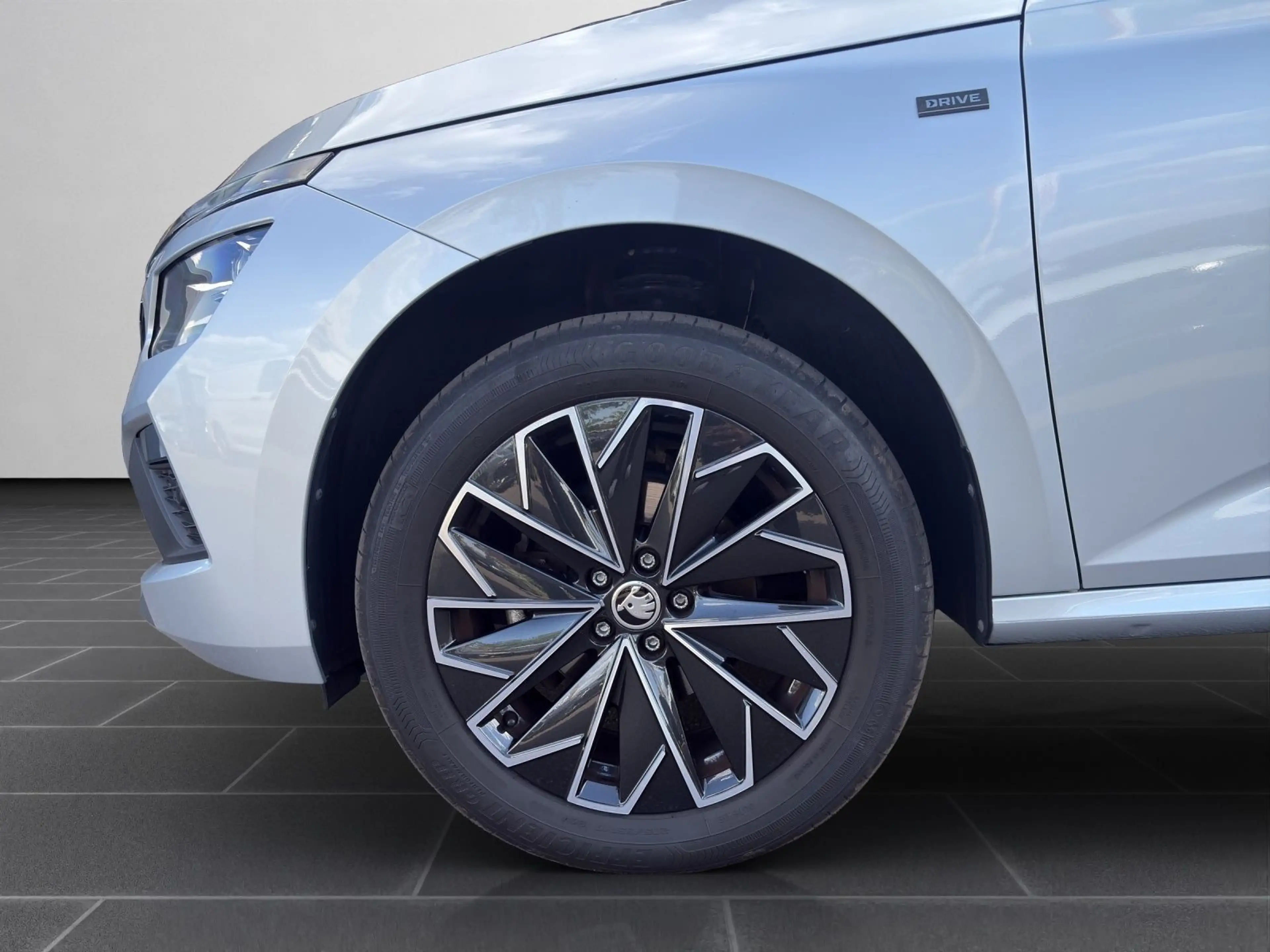 Skoda Kamiq Selection 1.0 TSI EINPARKHILFE RÜCKFAHRKAM — photo 8