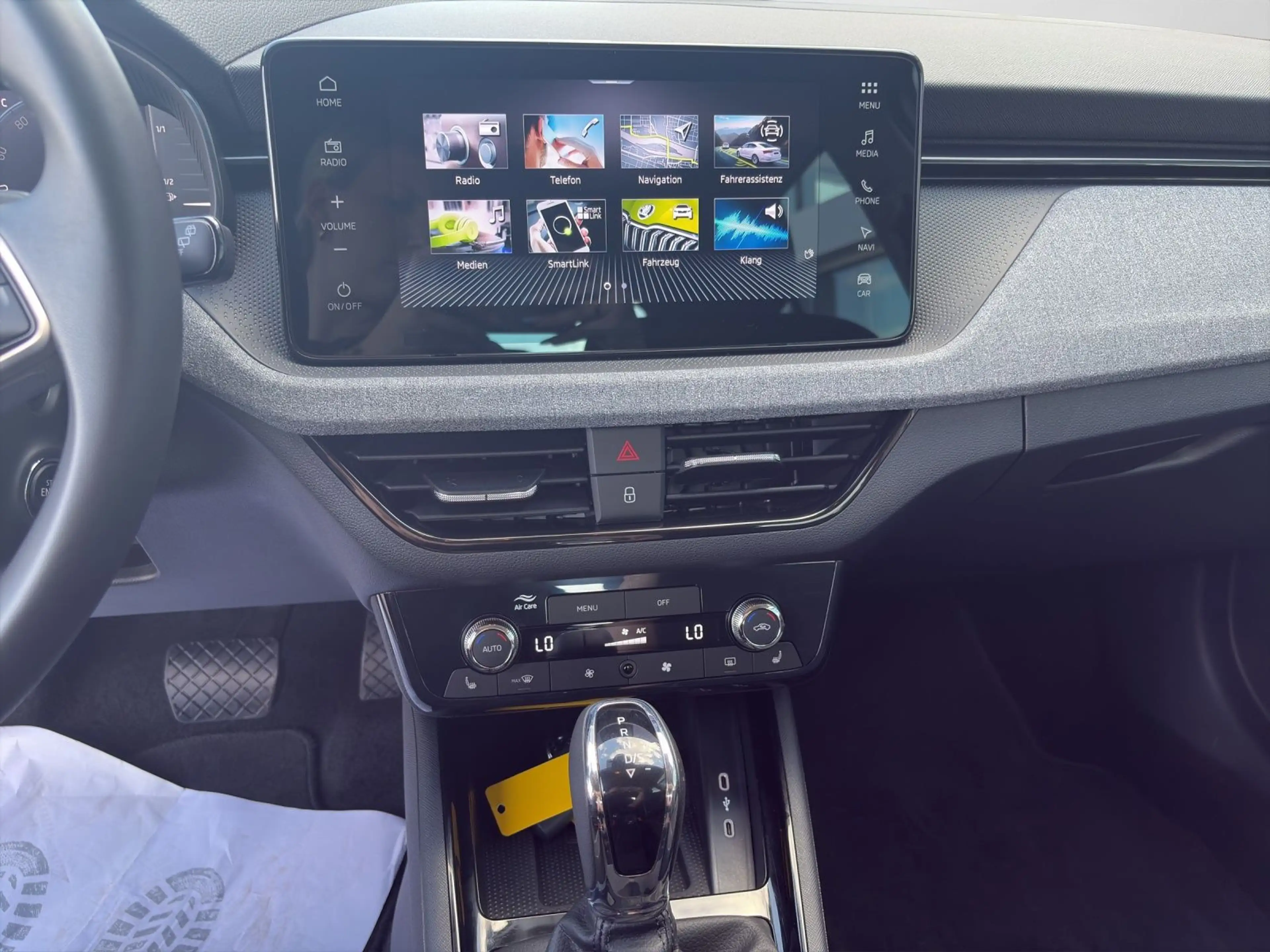 Skoda Kamiq Selection 1.0 TSI EINPARKHILFE RÜCKFAHRKAM — photo 11