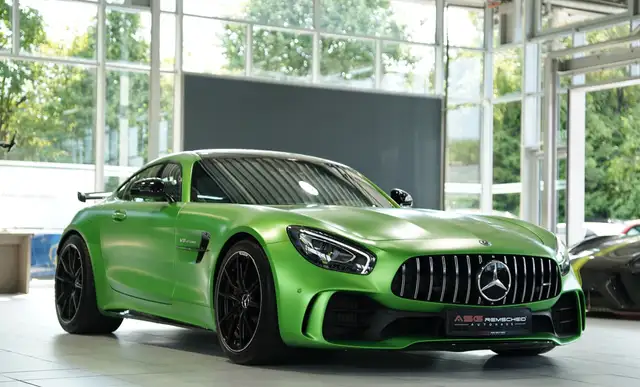 Mercedes-Benz AMG GT view 6