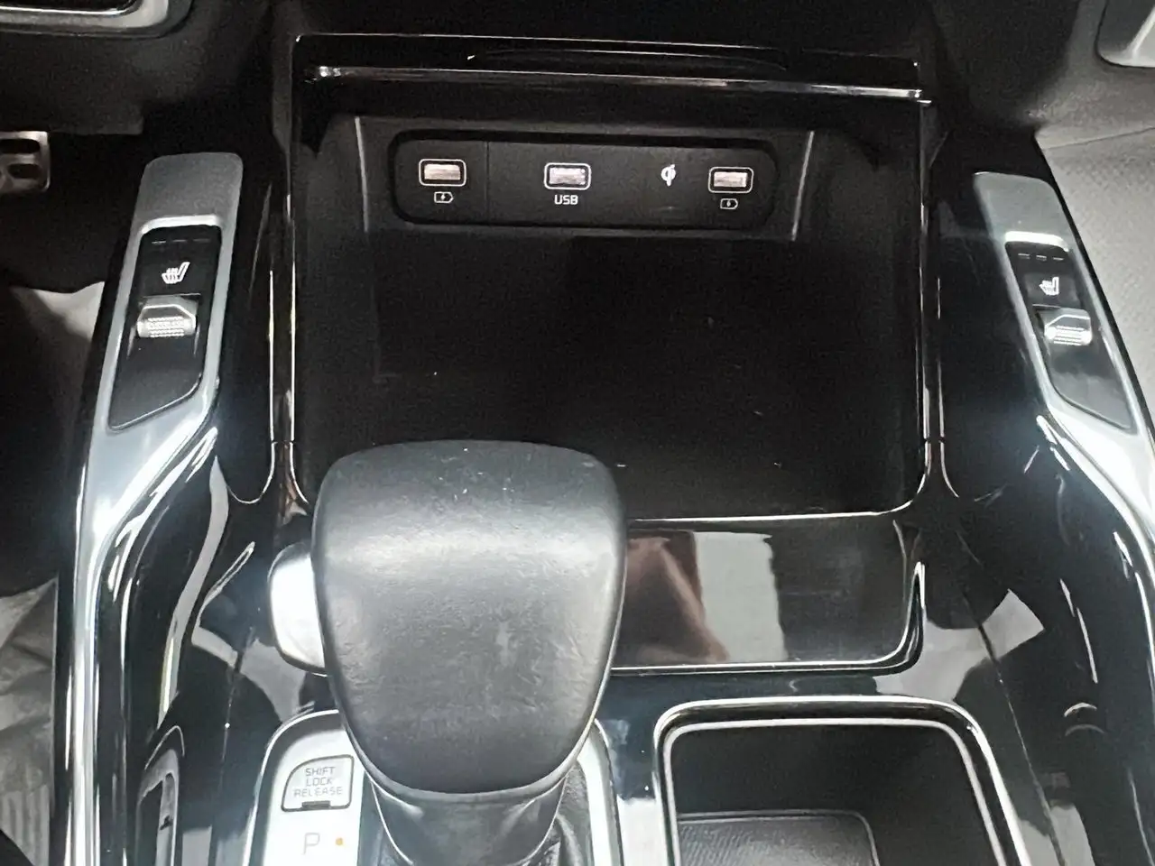 Kia Sorento снимка Kia Sorento