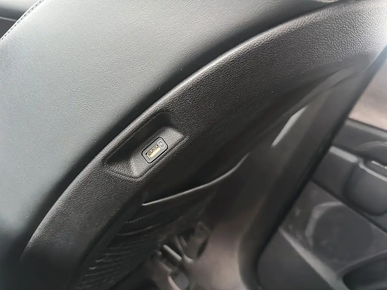 Kia Sorento снимка Kia Sorento