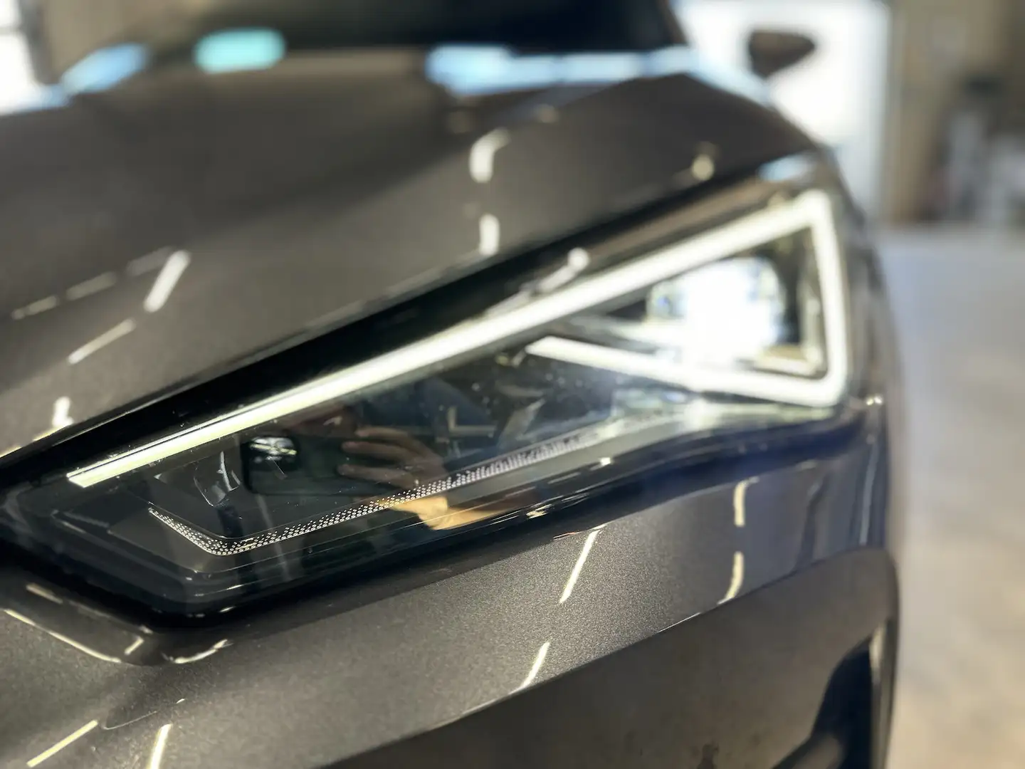CUPRA Leon ST 1,5eTSI DSG Matrix AHK elekt.Heckkl. Grau - 2