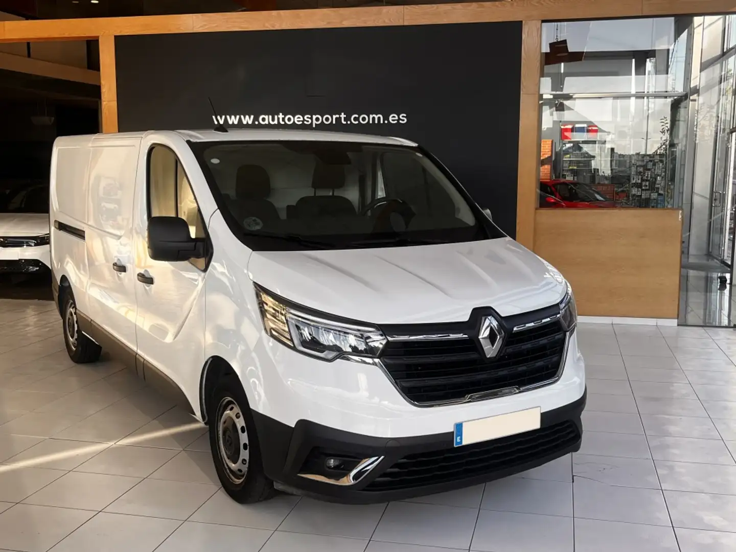 Renault Trafic Furgón L1H1 BluedCi 96kW Blanco - 1