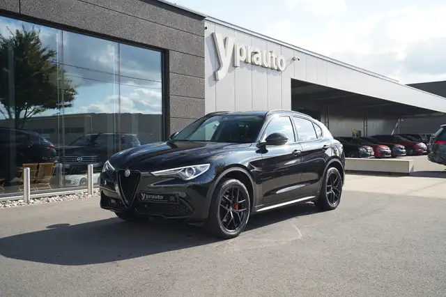 Alfa Romeo Stelvio Stelvio 2.0 Turbo 16V AT8-Q4 Navi Leder Camera 20"
