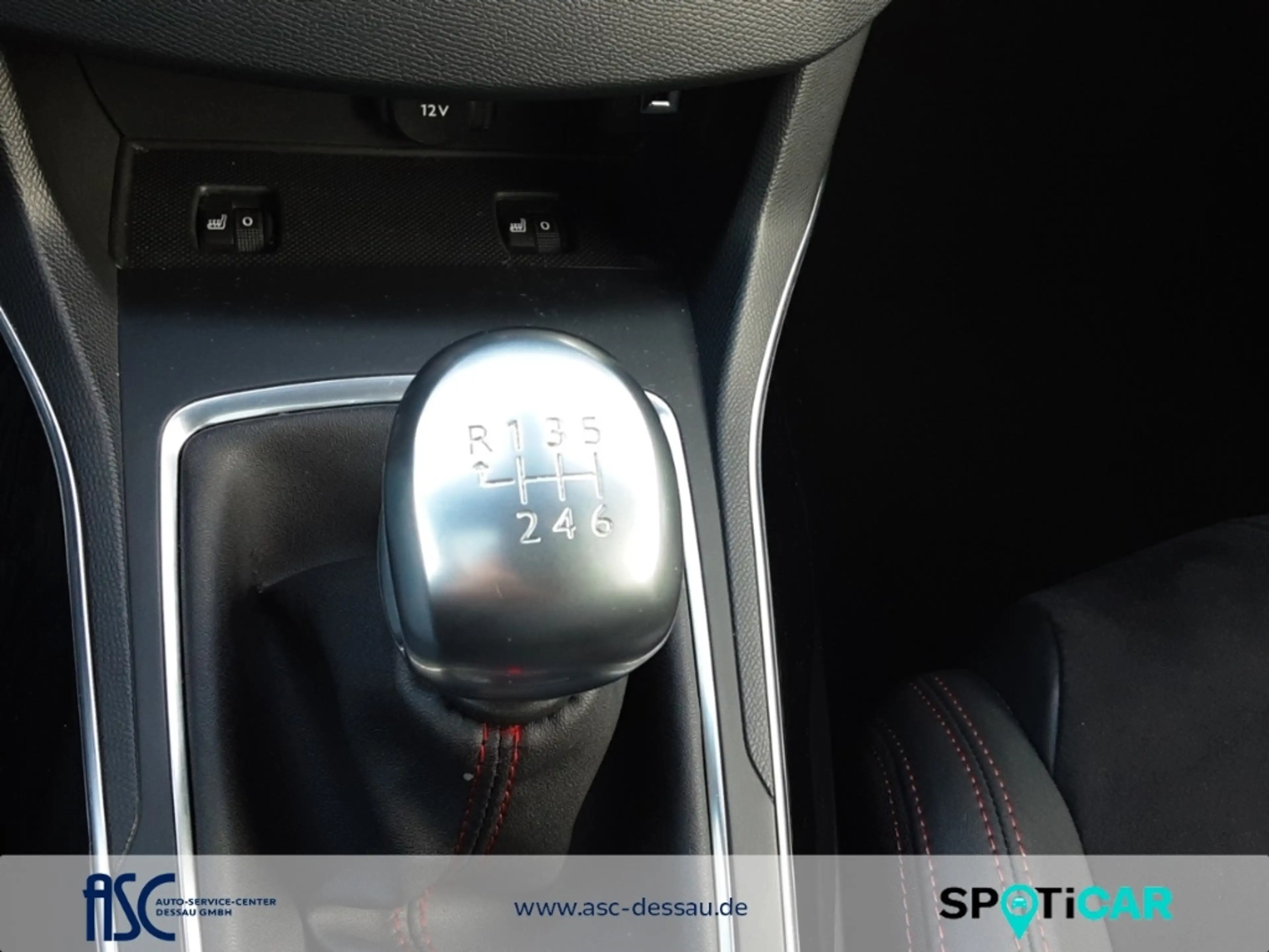 Peugeot 308 1.2 e-THP GT Line , Navi , Kamera , Sitzeizung — photo 14